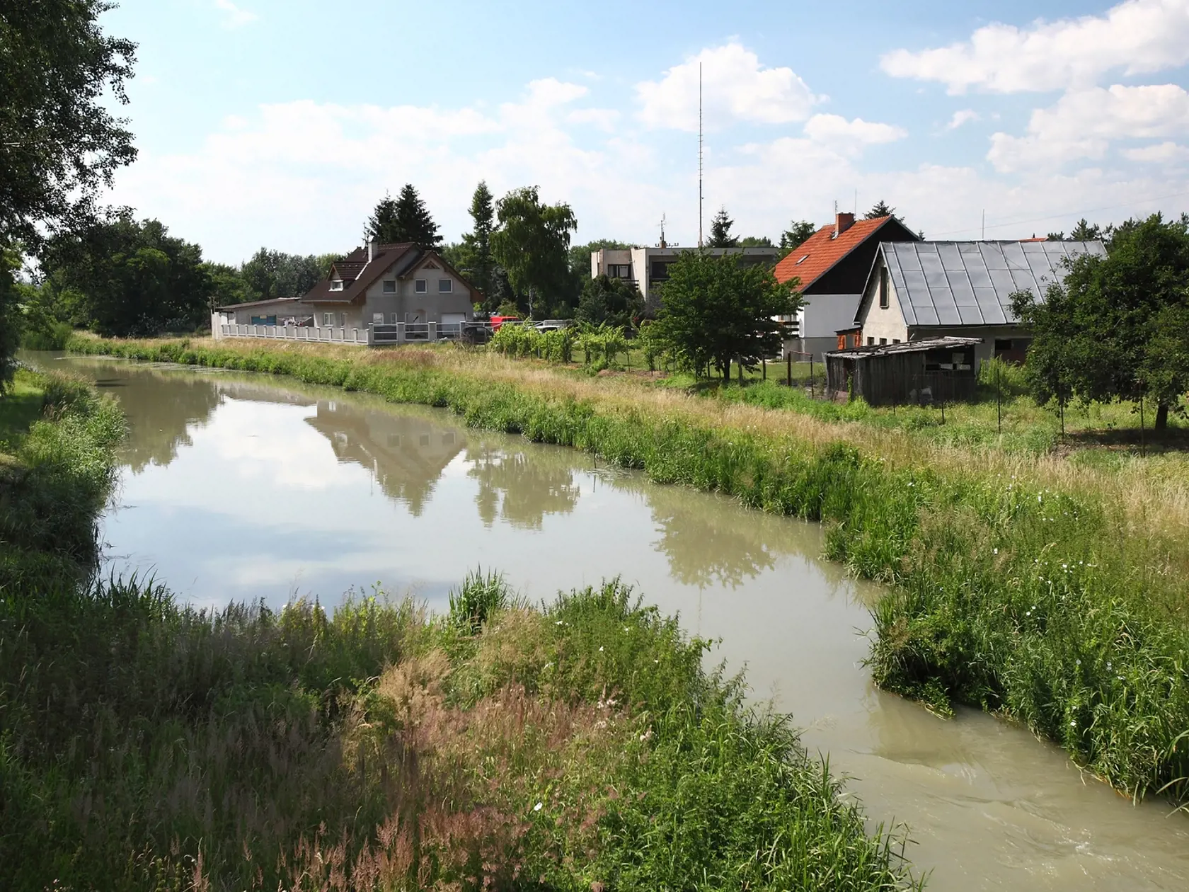 Kráľová pri Senci, miesto, kde našli telo Cervanovej.