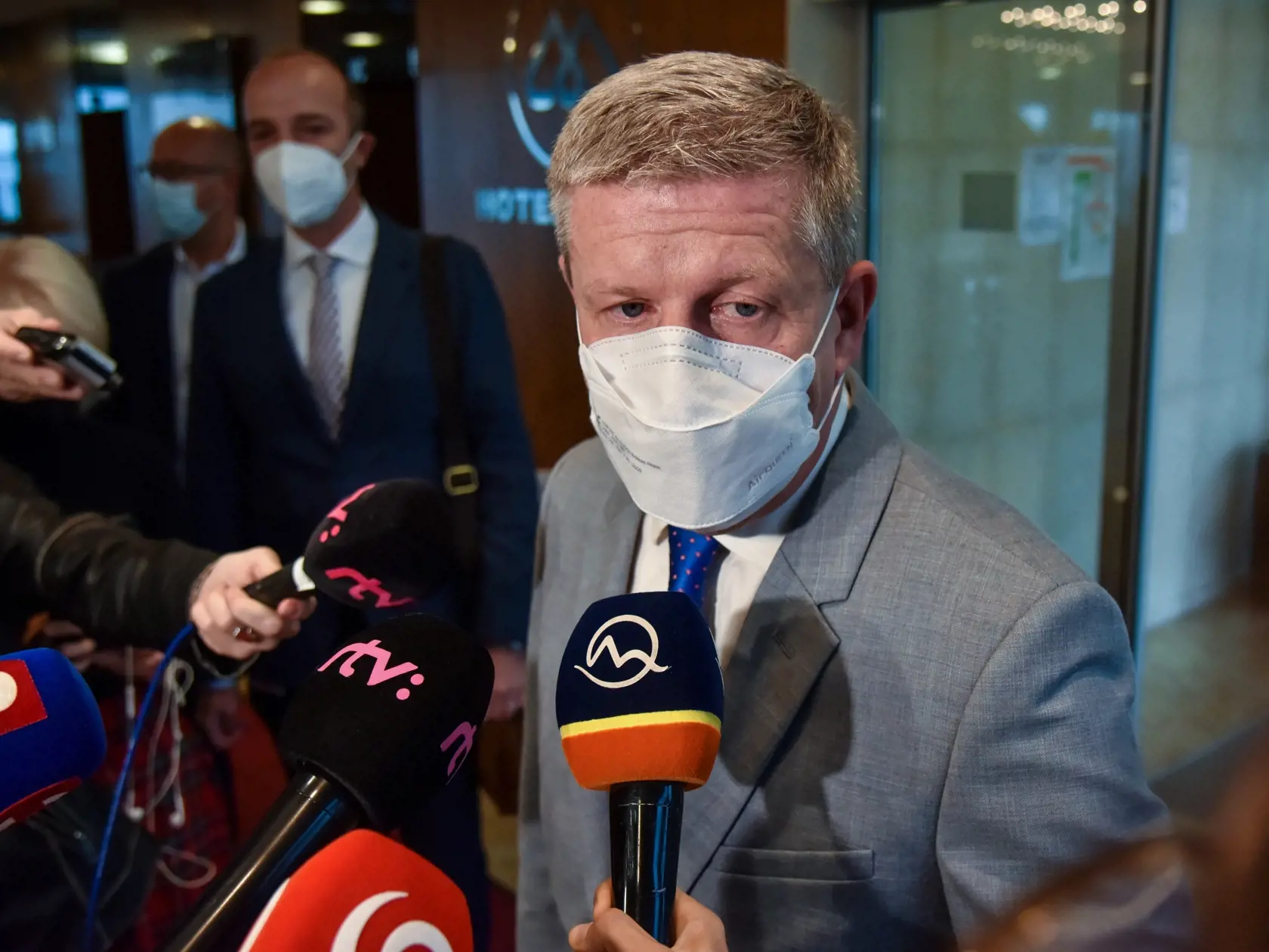 Na snímke minister zdravotníctva SR Vladimír Lengvarský (nominant OĽaNO) počas príchodu na zasadnutie Ústredného krízového štábu 6. októbra 2021 v Bratislave.