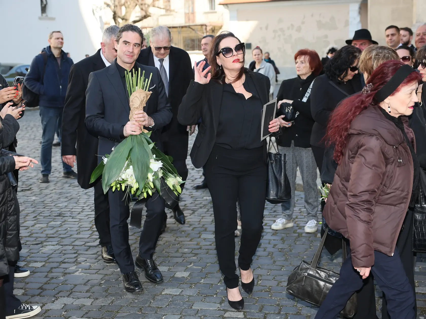 Posledná rozlúčka s hercom Štefanom Kvietikom († 90) v Katedrále sv. Martina v Bratislave.