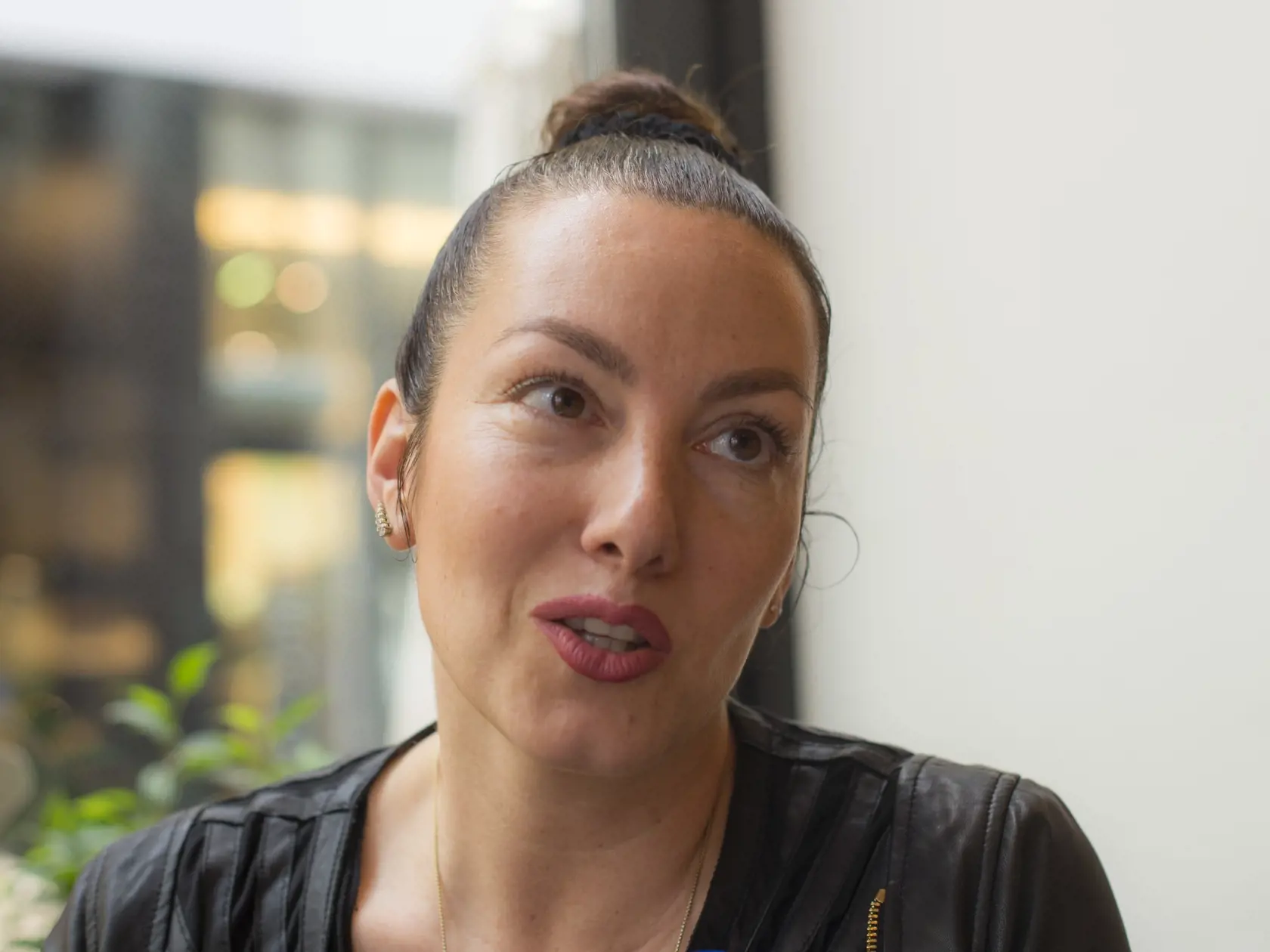 Katka Hasprová nedávno oslávila 50-tku a na scéne je už celých 30 rokov.