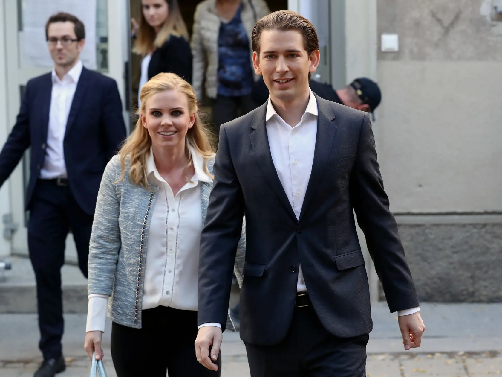 Rakúske voľby 2019: Sebastian Kurz (35) a jeho priateľka Susanne Thier (35).