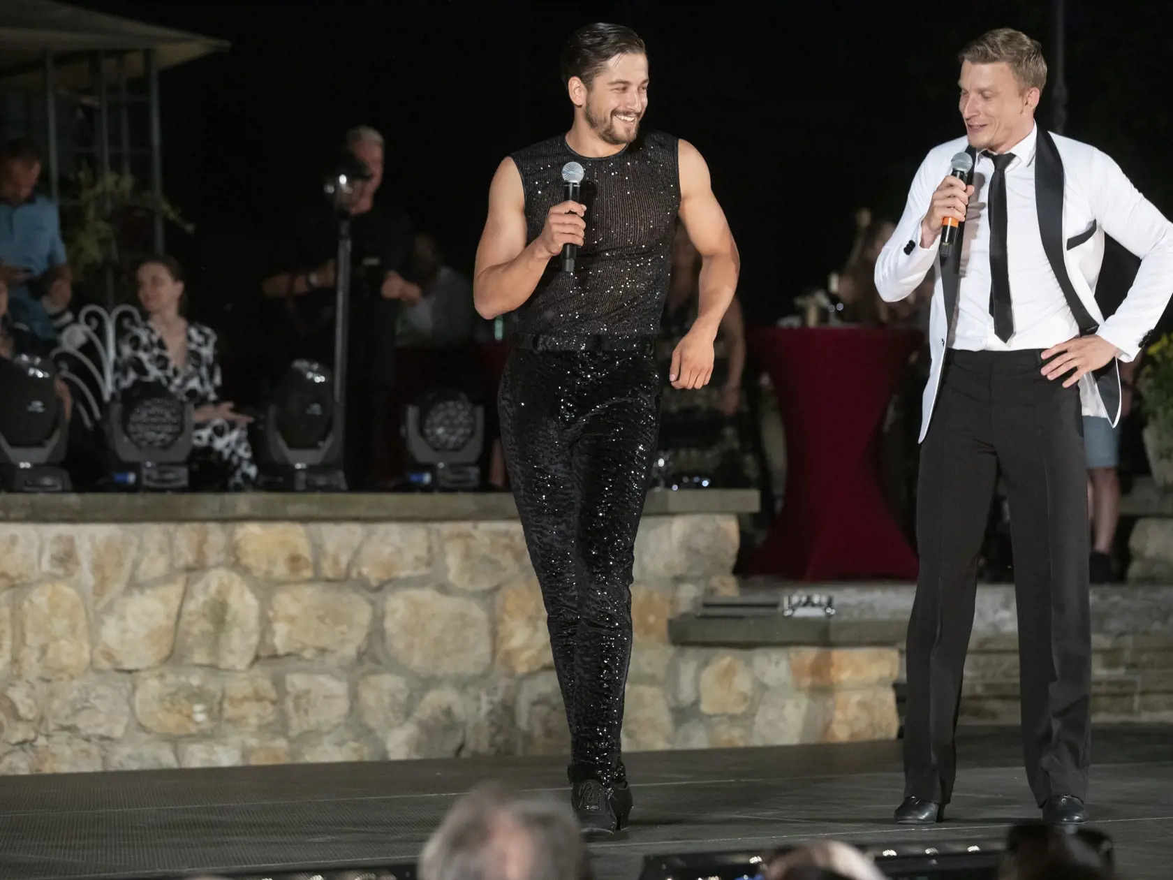 Na snímke je módna prehliadka Fashion Show v Piešťanoch.
Jakub Jablonský, víťaz Lets dance a Juraj Bača.