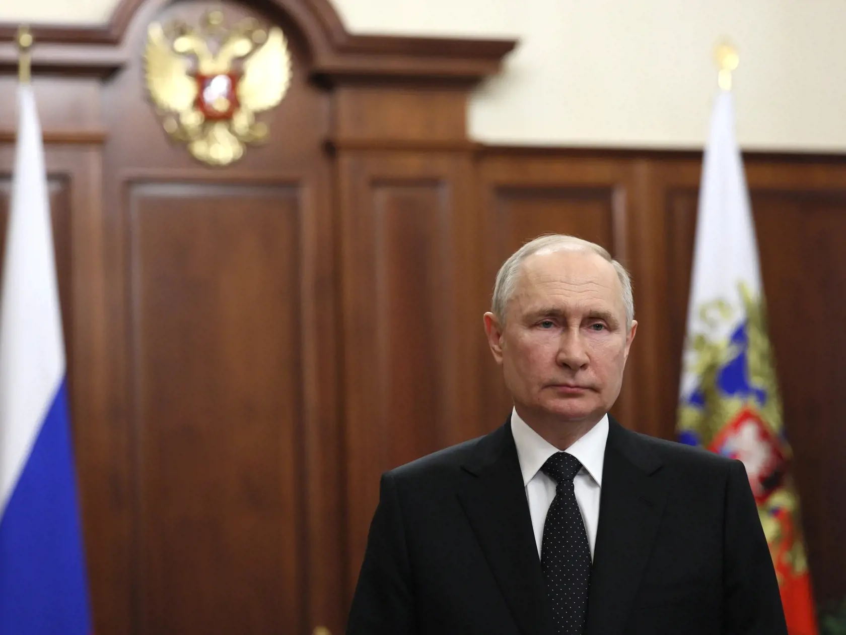 Putin v sobotu uviedol, že vysoké "ambície" niektorých jednotlivcov viedli k "vlastizrade". Vyhlásil tiež, že urobí všetko pre to, aby ochránil Rusko.