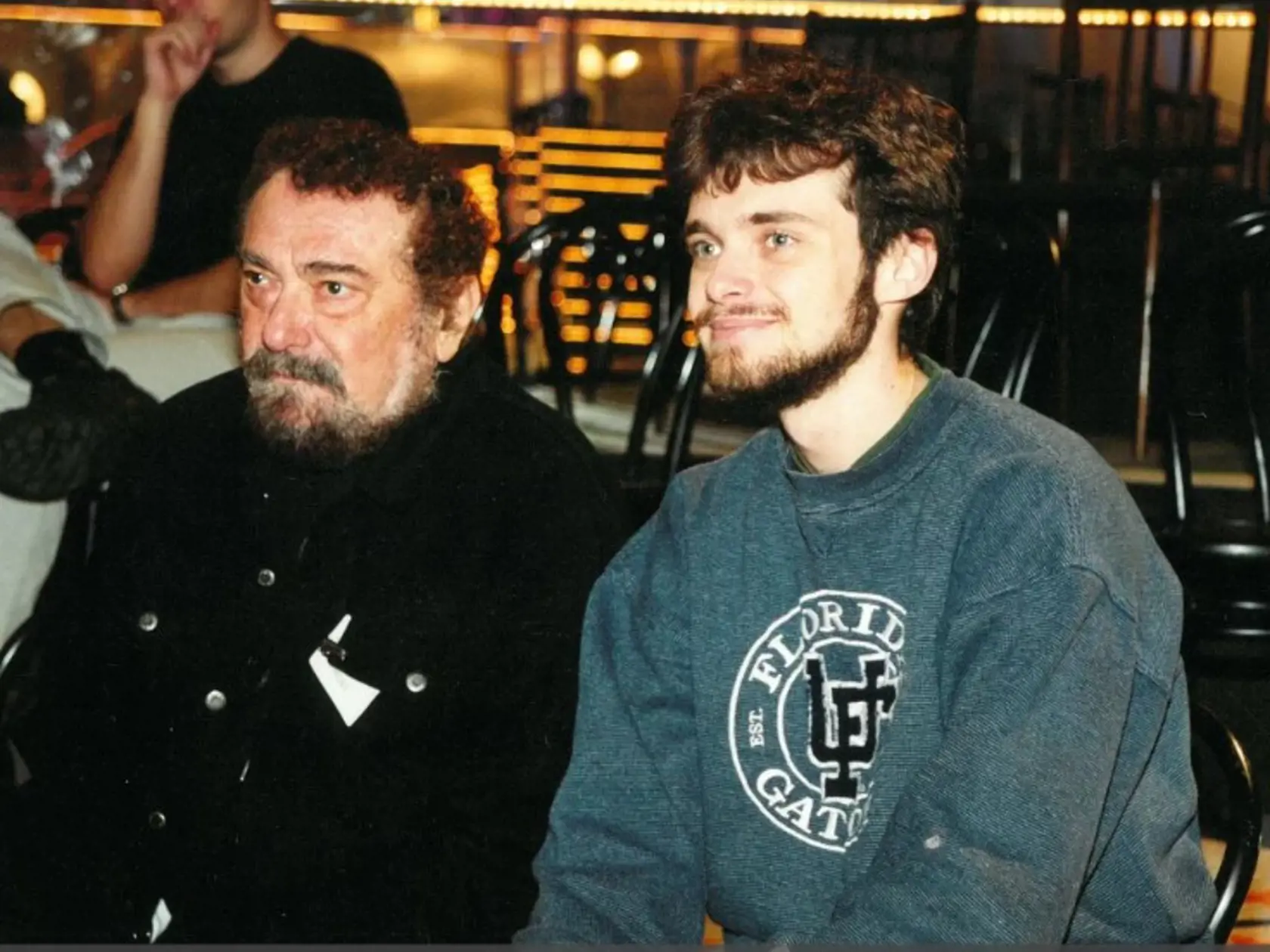 Otec Waldemar a syn Waldemar či Waldík. Síce vie spievať, ale profesionálne sa hudbe nevenuje.