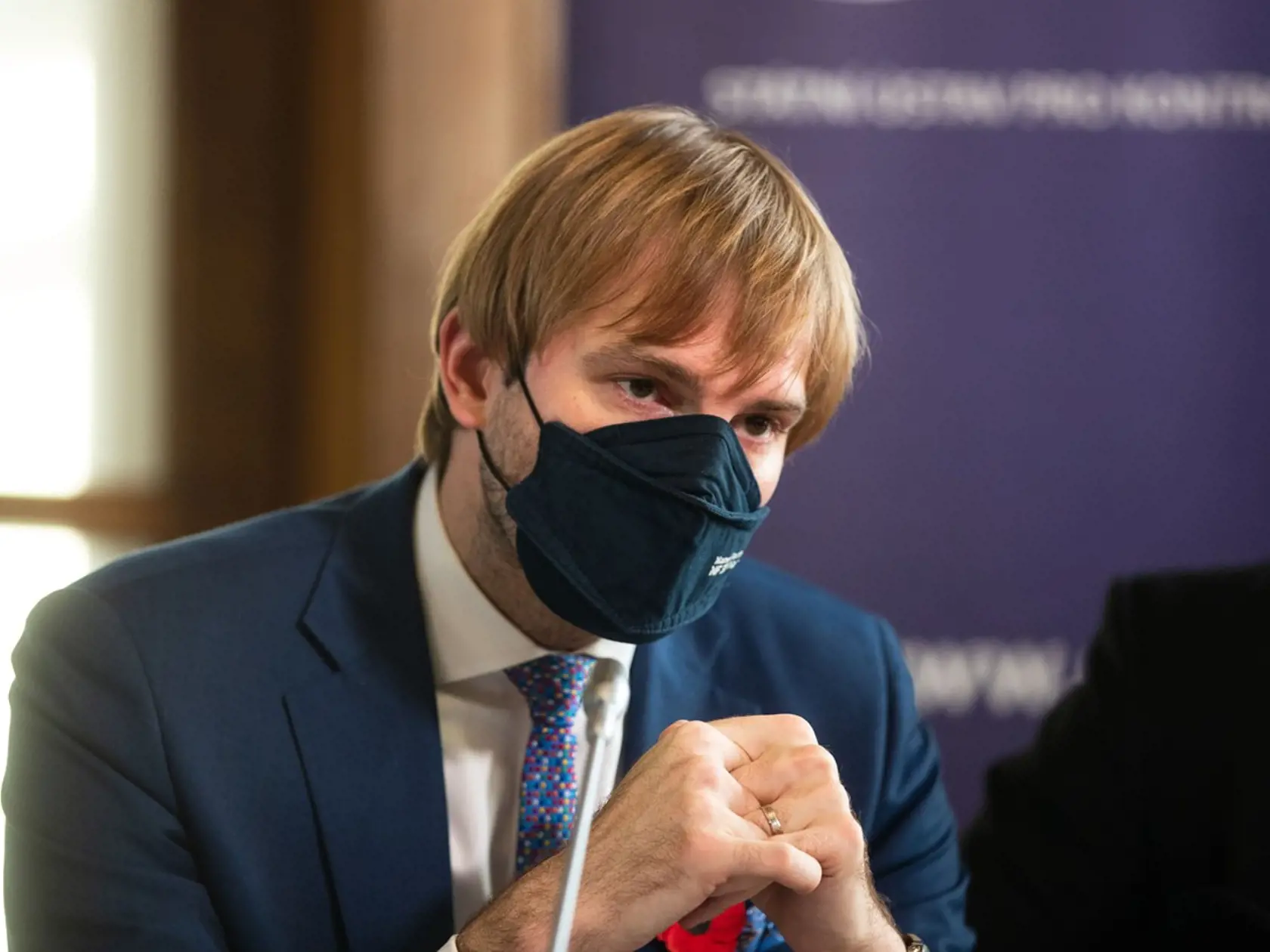 Podľa Adama Vojtěcha by mala predmetná vyhláška o povinnom očkovaní vyjsť v priebehu budúceho týždňa.