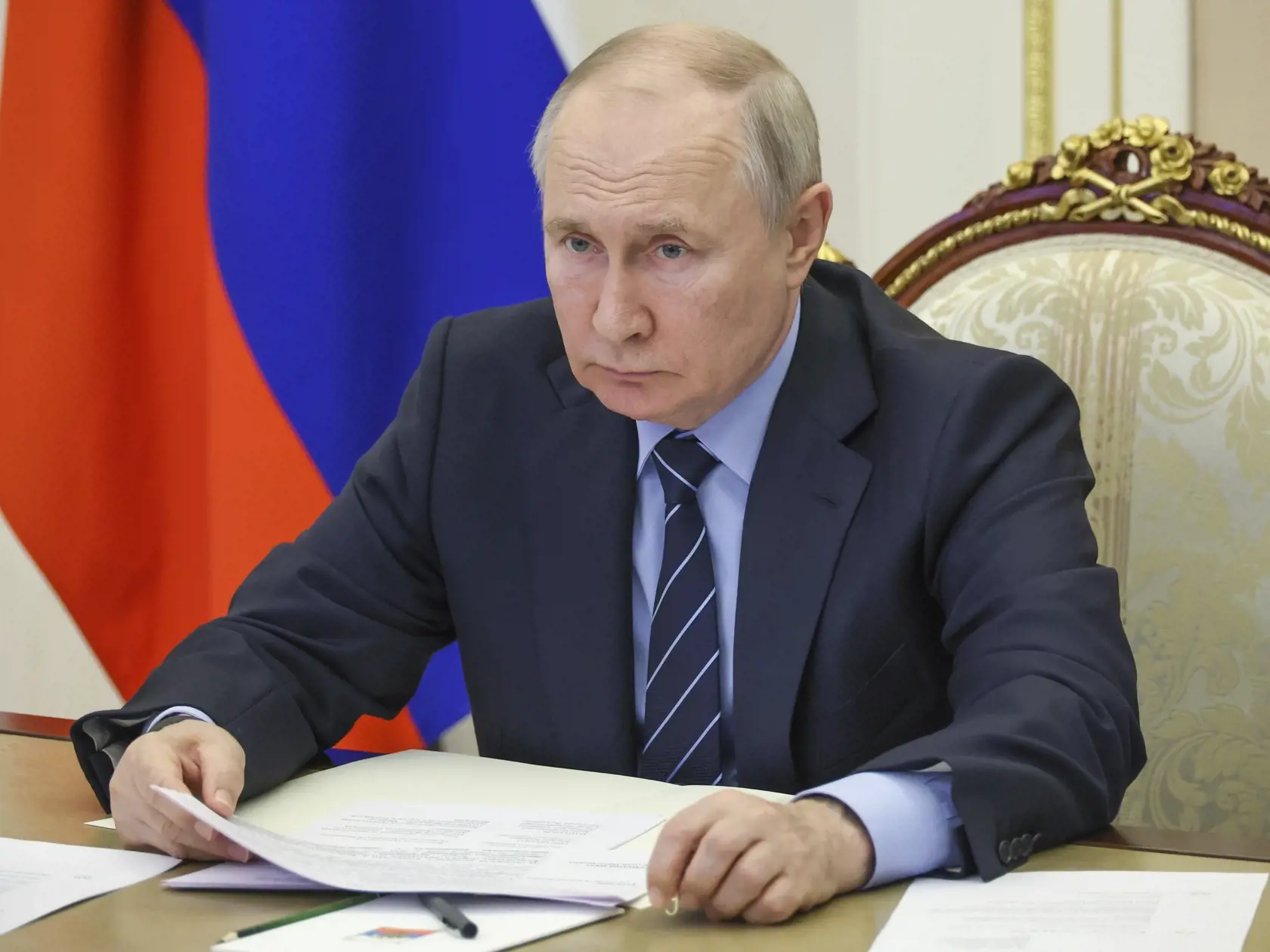 JB 25 Moskva - Ruský prezident Vladimir Putin vedie zasadnutie vládneho kabinetu prostredníctvom videokonferencie v Kremli v Moskve 16. augusta 2023. FOTO TASR/AP
Russian President Vladimir Putin attends a cabinet meeting via videoconference in Moscow, Russia, Wednesday, Aug. 16, 2023. (Mikhail Klimentyev, Sputnik, Kremlin/Pool Photo via AP)