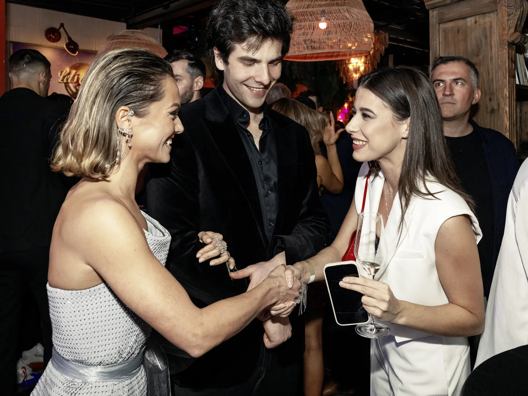 Nové celebrity. Adriána Brnčálová a Kristián Baran zo seriálu Sľub sa zoznamujú s Ivanou Gáborikovou.