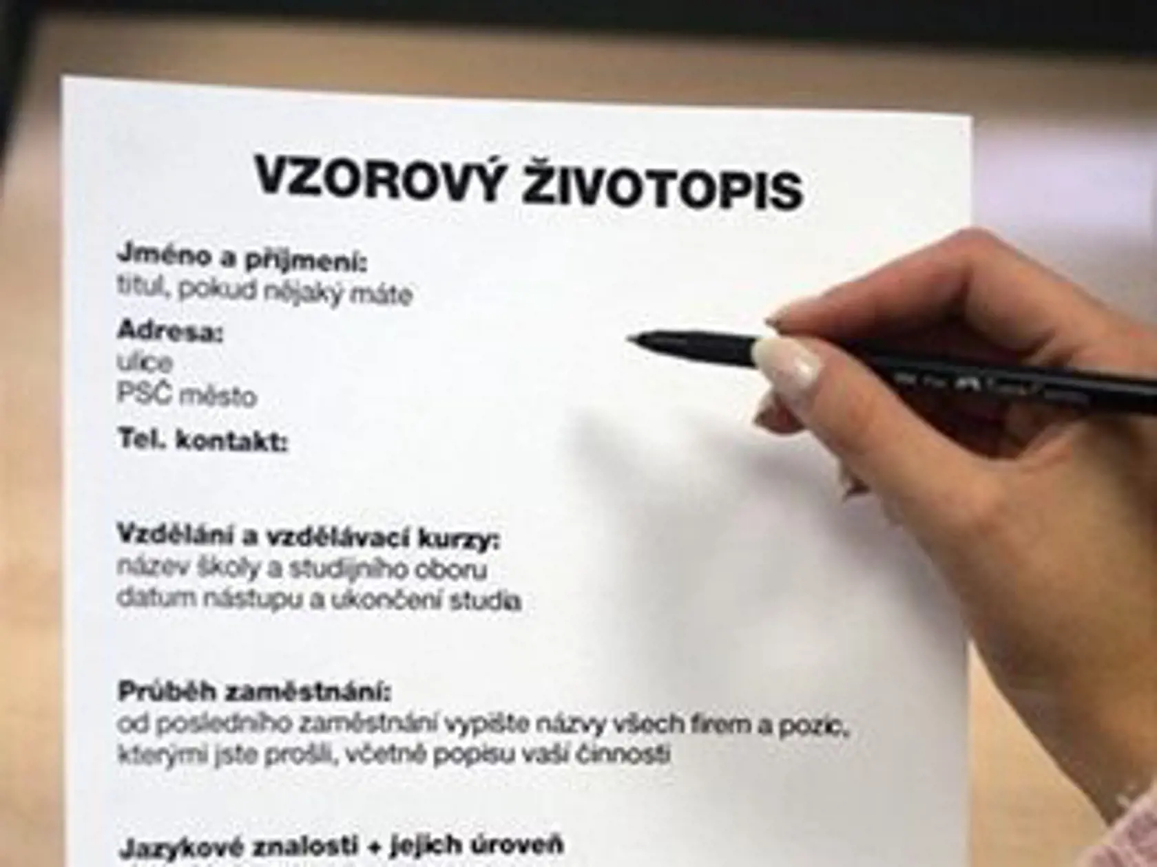 Klasické papierové životopisy by mali nahradiť krátke videá.