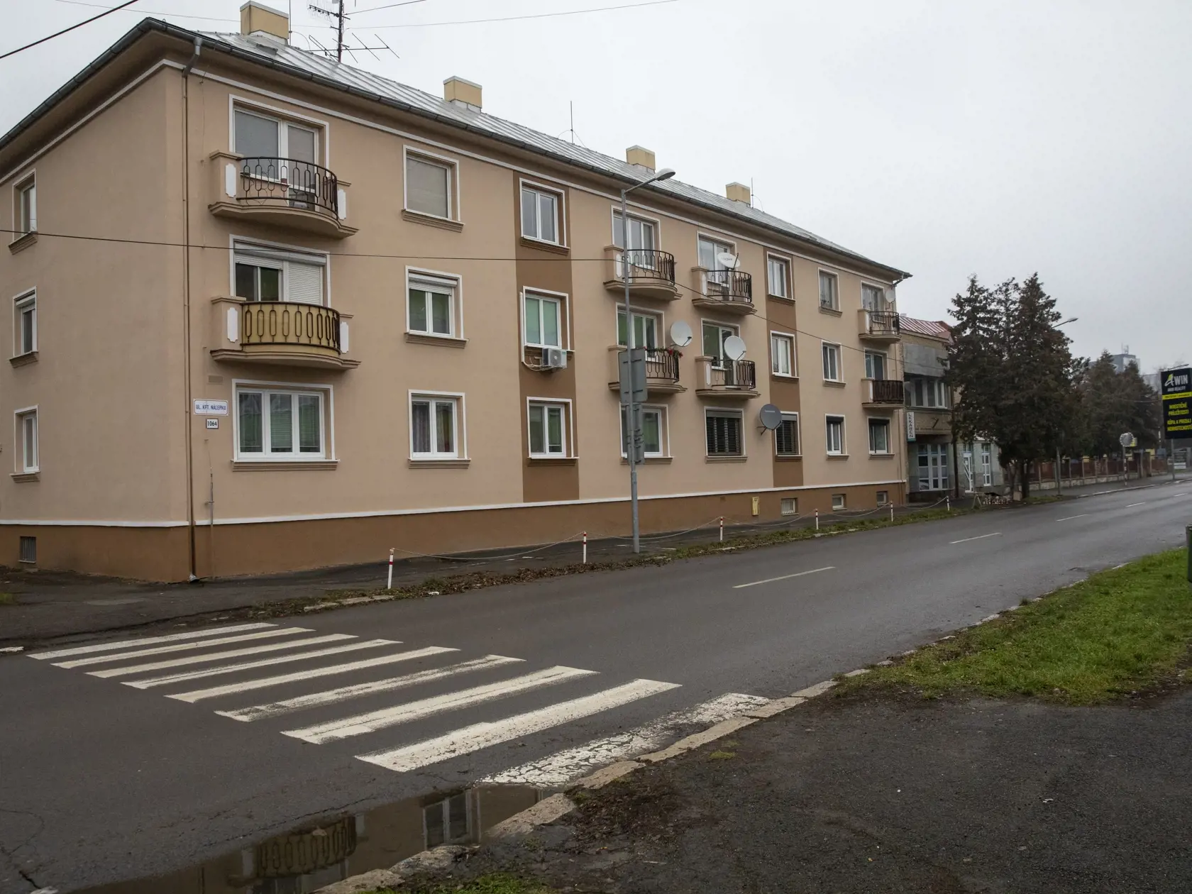 Na snímke je miesto činu, kde bola zavraždená sestrička Erika na Silvestra 2022.