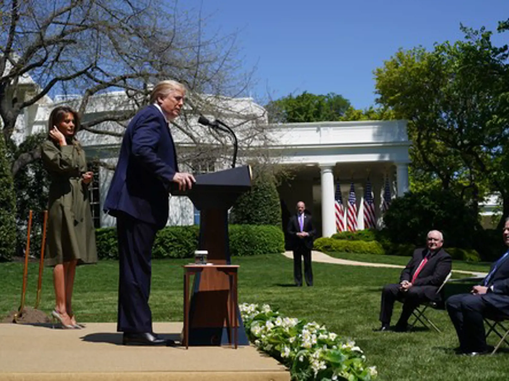 Melania Trump sa dokonale zladila s prírodou.
