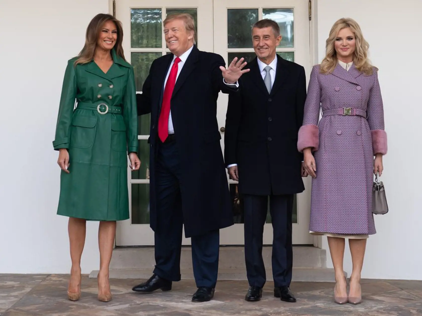 Melania Trump sa dokáže módne prispôsobiť zvyklostiam krajiny, ktorú práve navštívi.