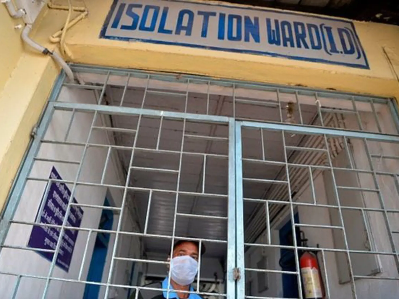 Indický lockdown nie je žiadna zábava. Karanténa je strážená a porušenie sa trestá.