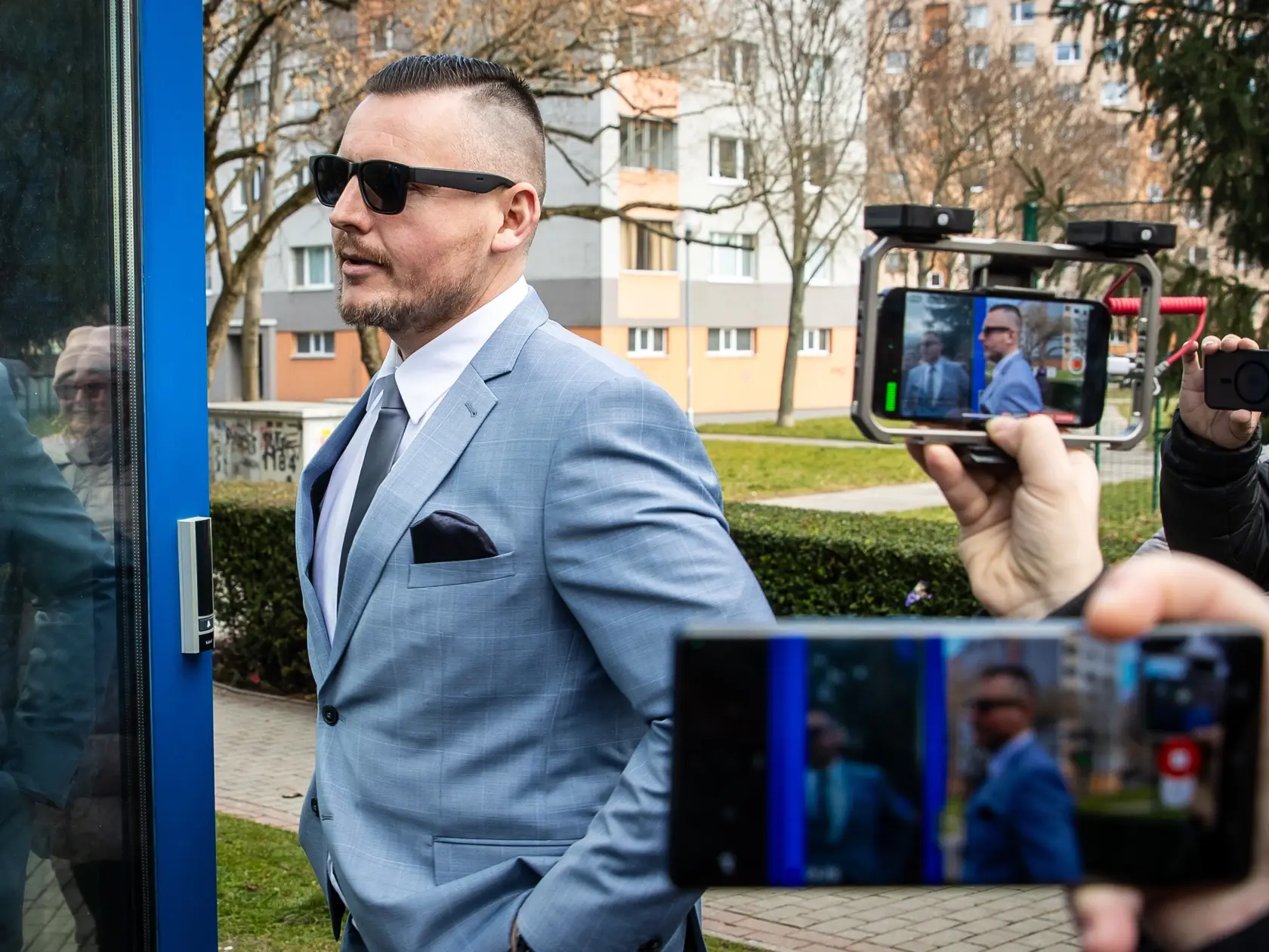 Rozhodovanie o sťažnosti prokurátora v kauze Danny Kollár na najvyššom súde v Petržalke. Na snímke je Daniel Bombic ako prichádza na súd.