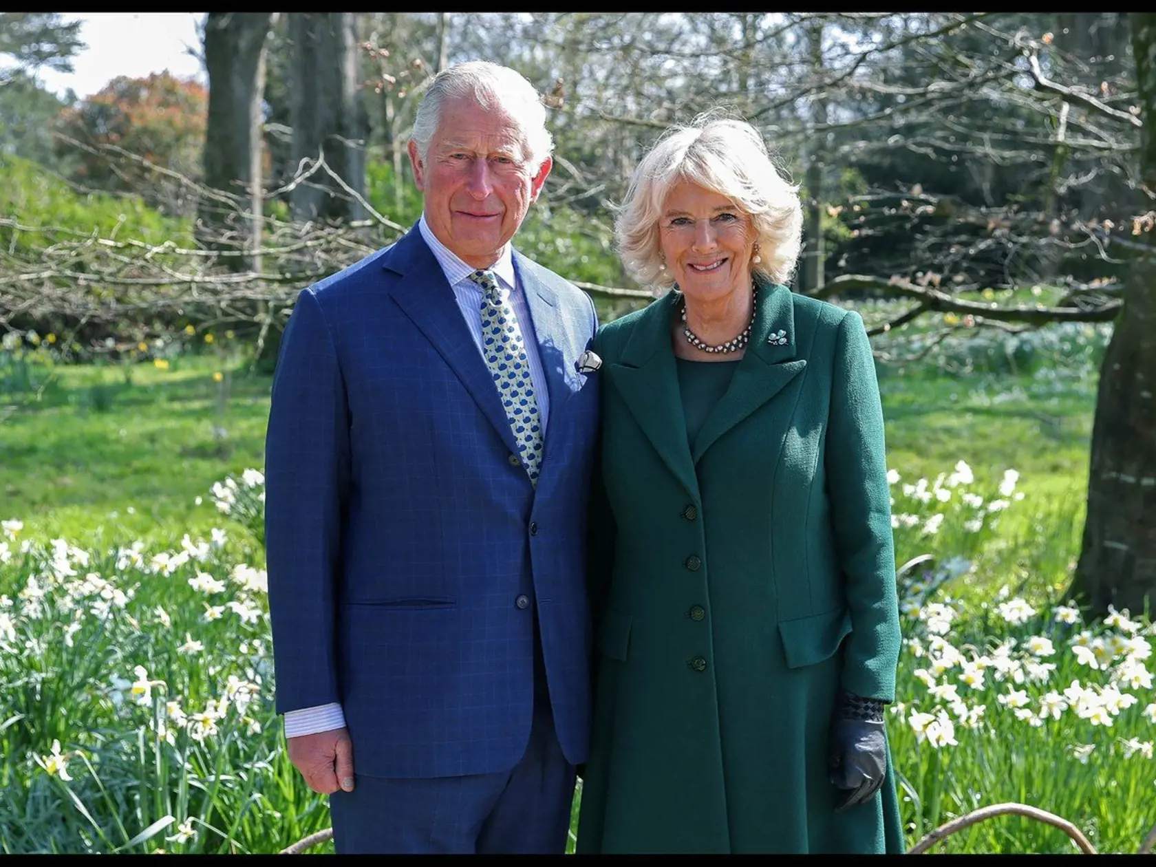 Princ Charles a Camilla oslávili vkaranténe aj 15. výročie svadby.