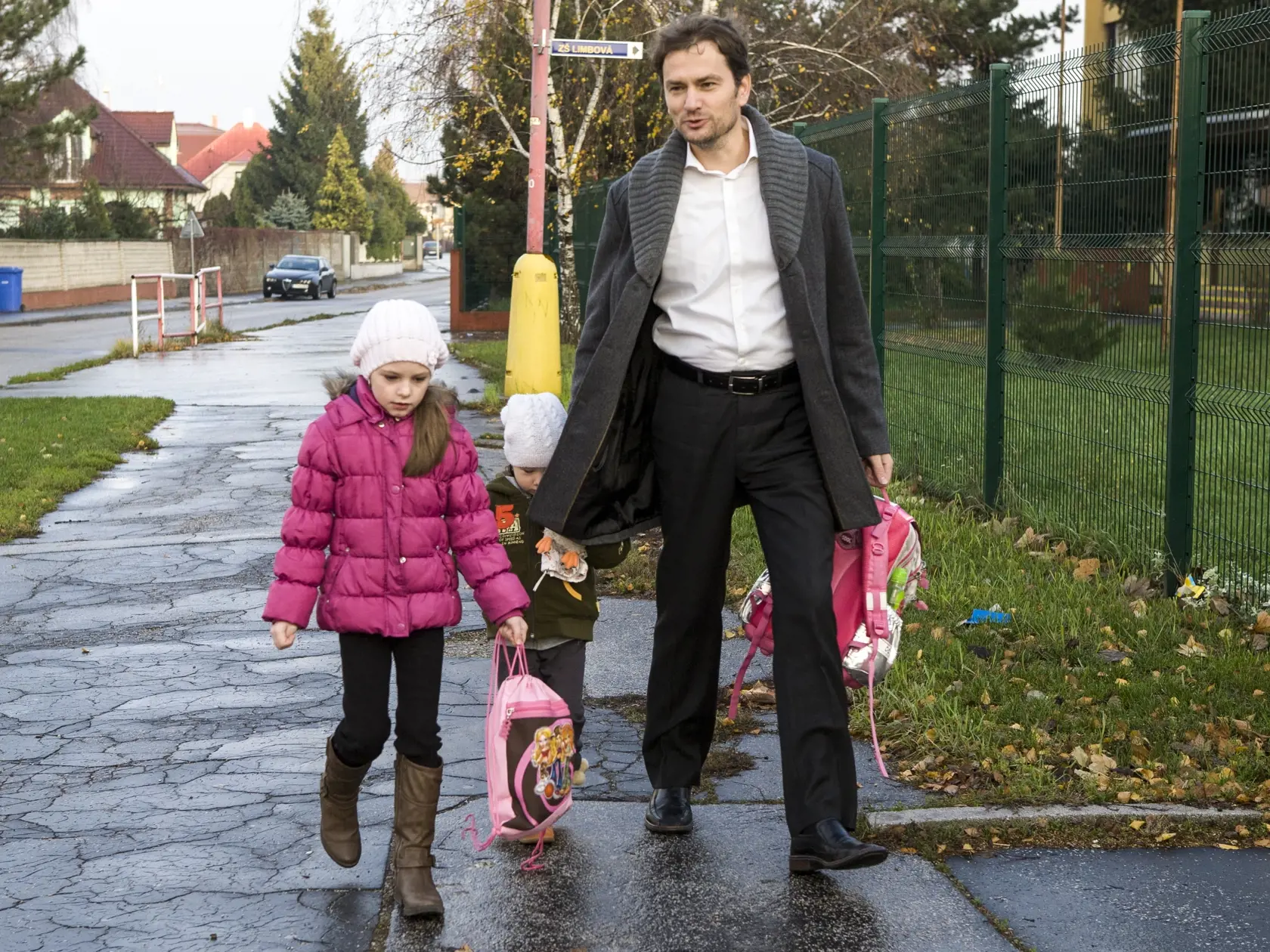 Igor Matovič so svojimi deťmi.