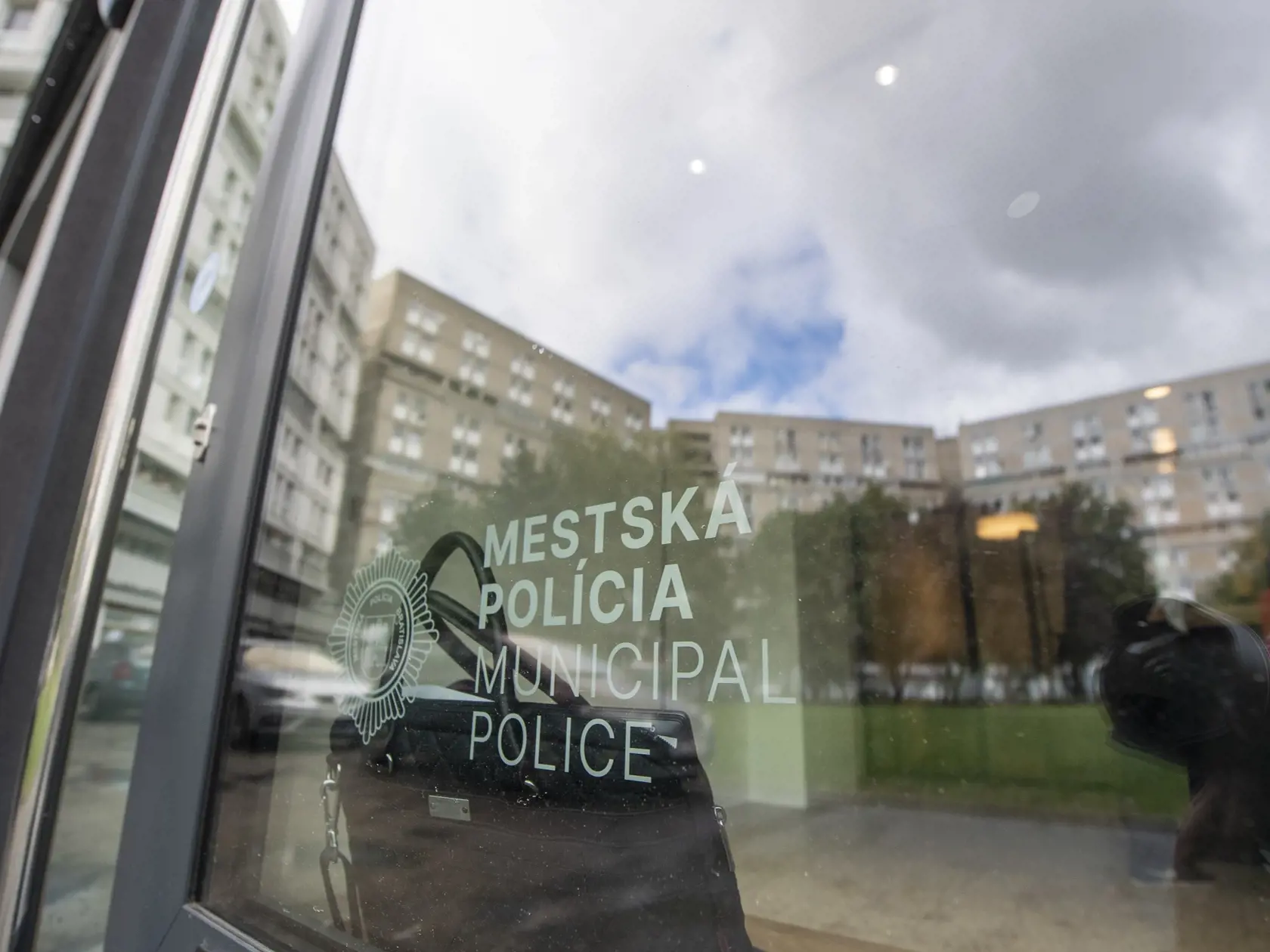 Na snímke nové vysunuté pracovisko Mestskej polície Bratislava, ktoré vzniklo na Stavbárskej ulici v objekte Pentagonu 19. septembra 2022. FOTO TASR - Martin Baumann