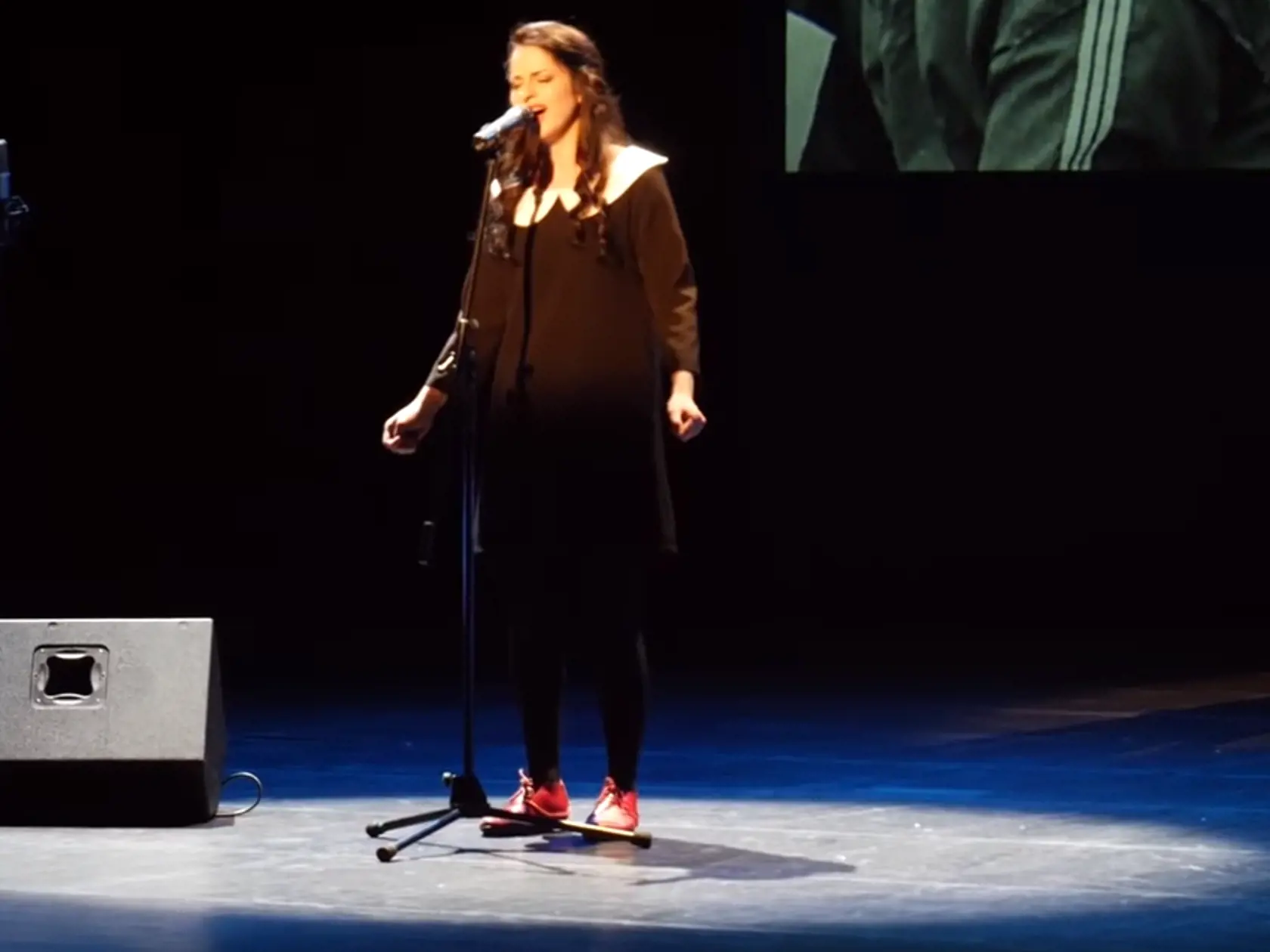 Hra SND Kabaret normalizácia alebo modlitba pre Martu. Herečka Monika Potokárová si zahrala Martu Kubišovú a počas jej spevu ľuďom naskakovali zimomriavky.