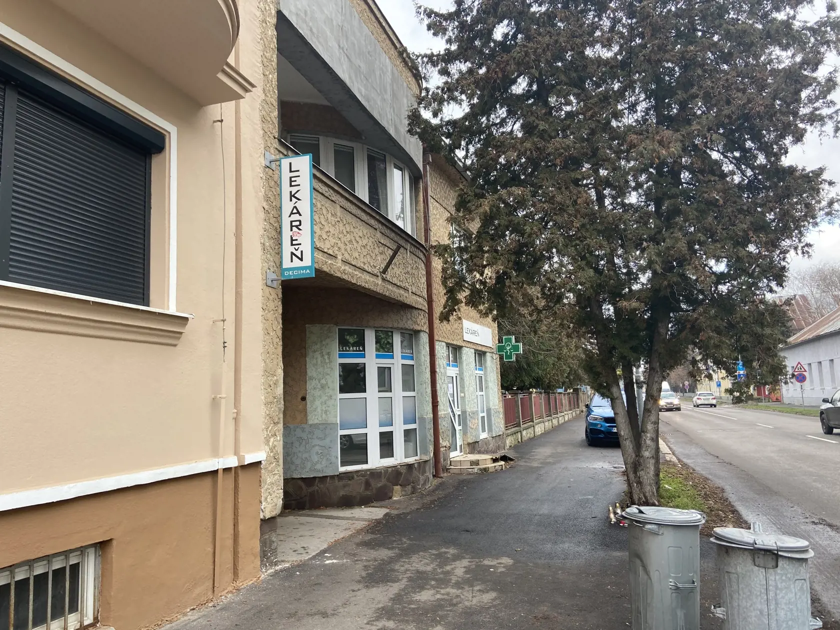 Miesto tragédie s bytmi okolo je hojne monitorované kamerami.