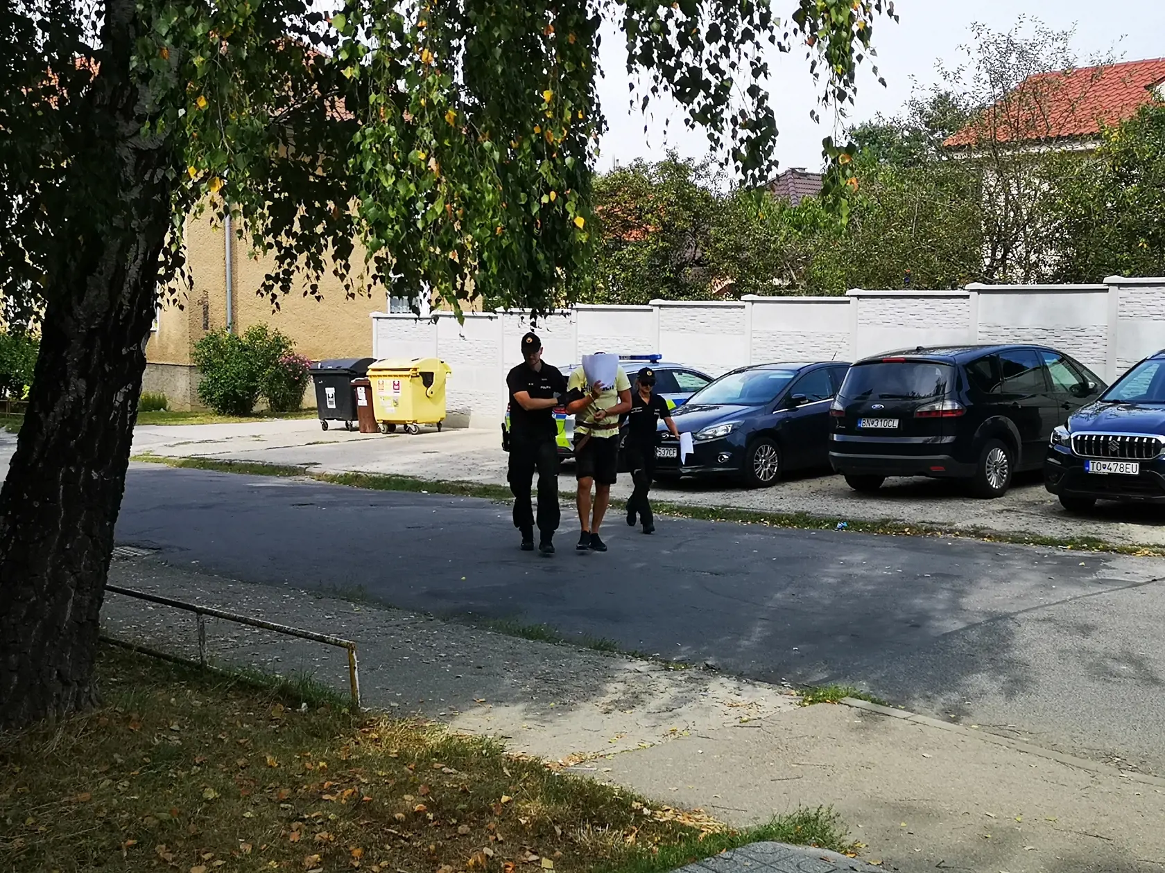 Štyridsiatnik žil podľa susedov na vysokej nohe, ale práca mu nevoňala.