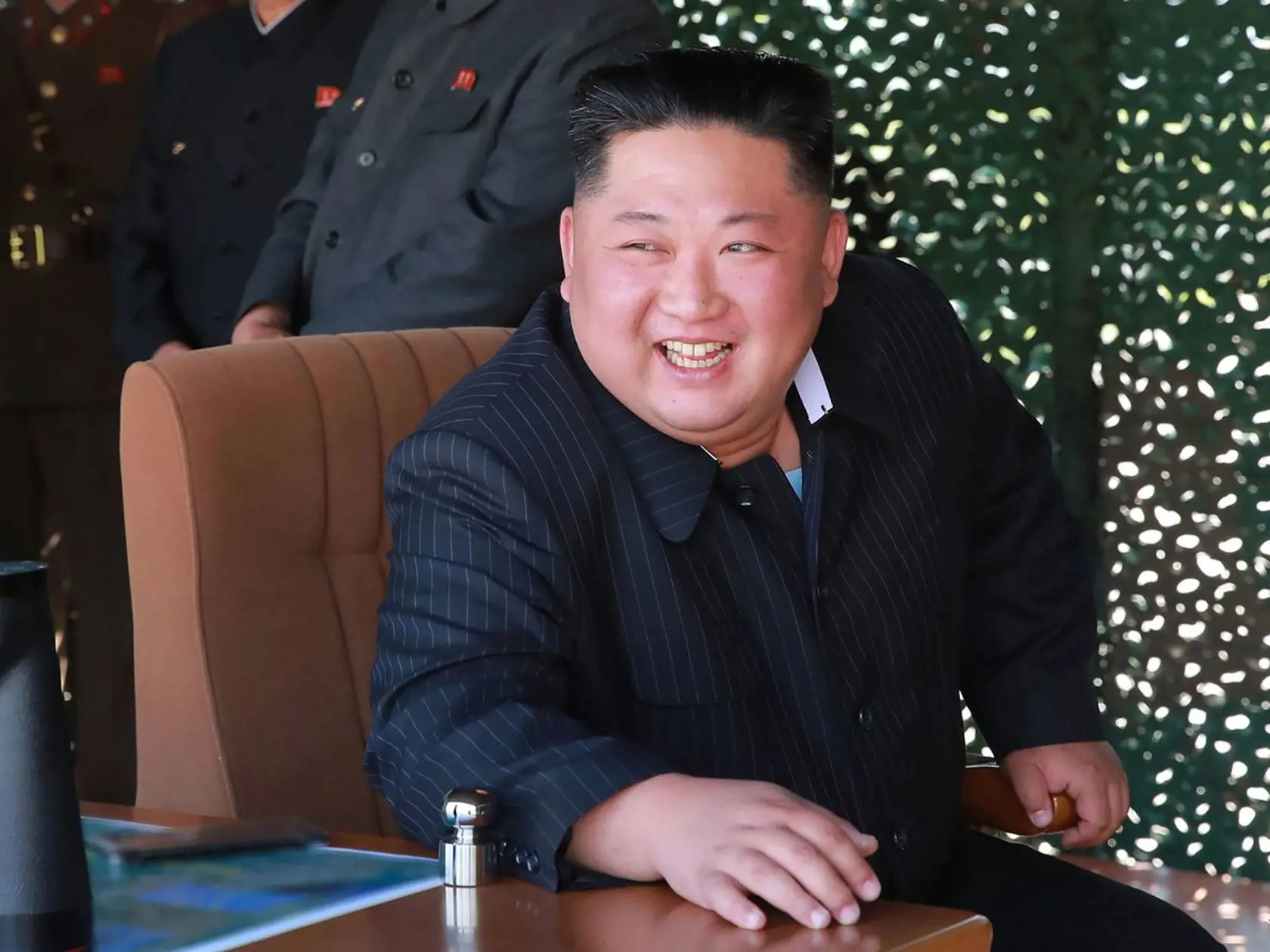 Špekuluje sa o smrti severokórejského diktátora Kim Čong-una. Prezident USA Donald Trump, ktorý s Kimom našiel spoločnú reč, to odmieta.