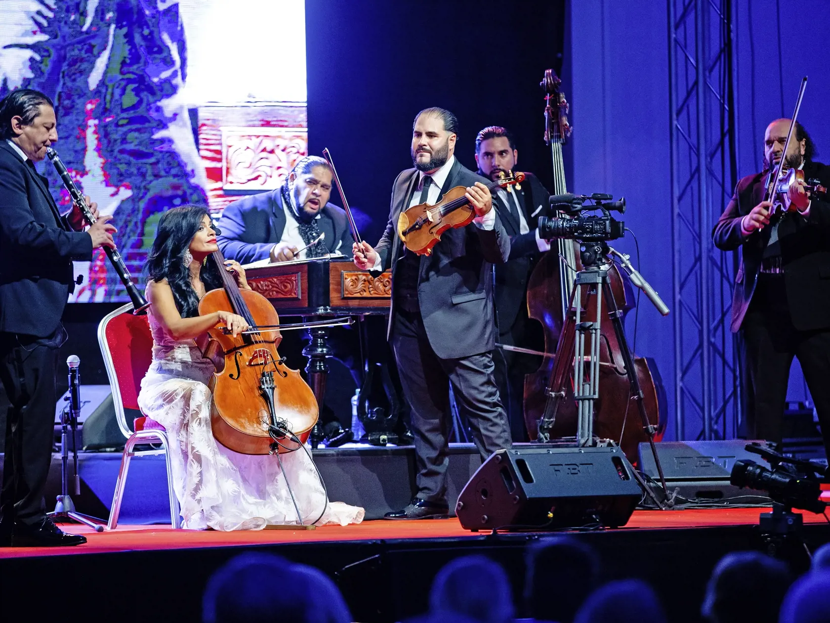 Koncert Cigánskych diablov na Bratislavskom hrade. Na snímke Cigánski diabli.