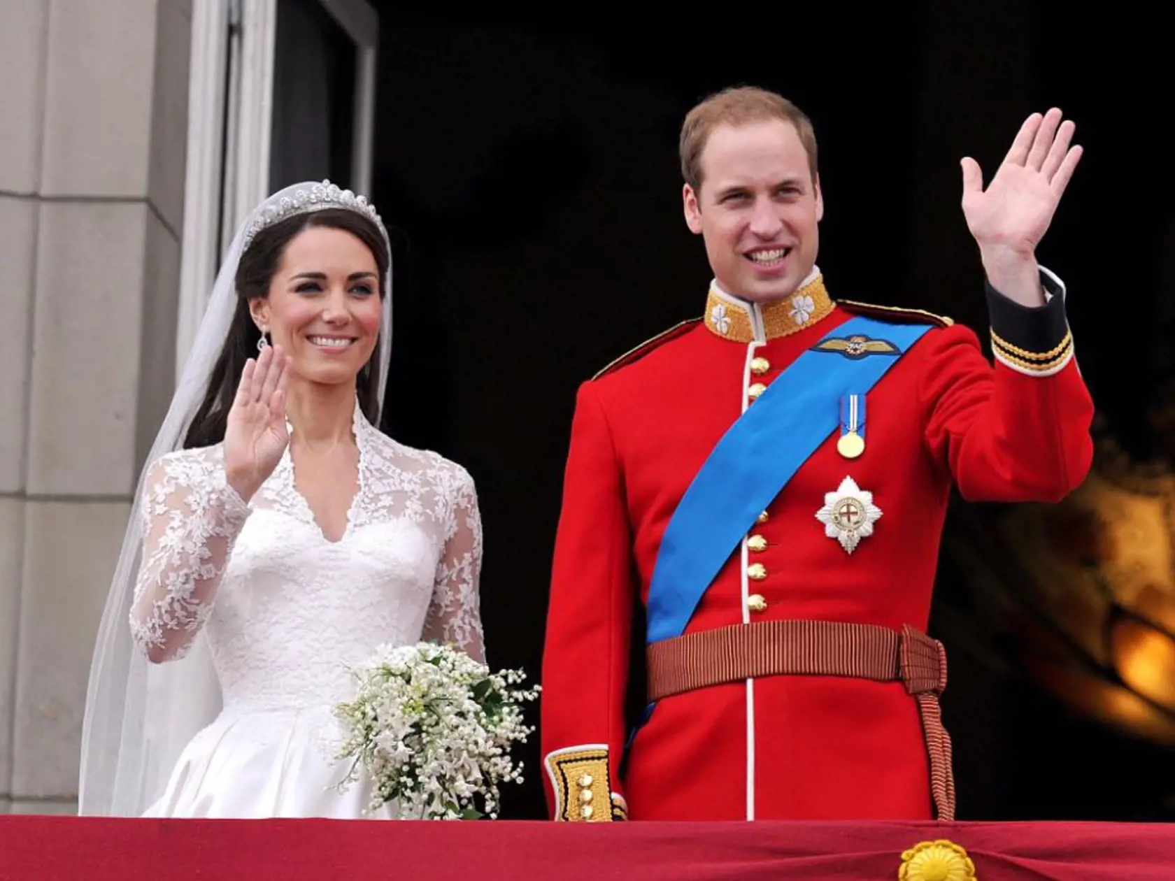 William a Kate oslávili 29. apríla ôsme výročie sobáša. Zoznámili sa na vysokej škole, princ požiadal o ruku svoju vyvolenú po ôsmich rokoch - bolo to v exotickej Keni.