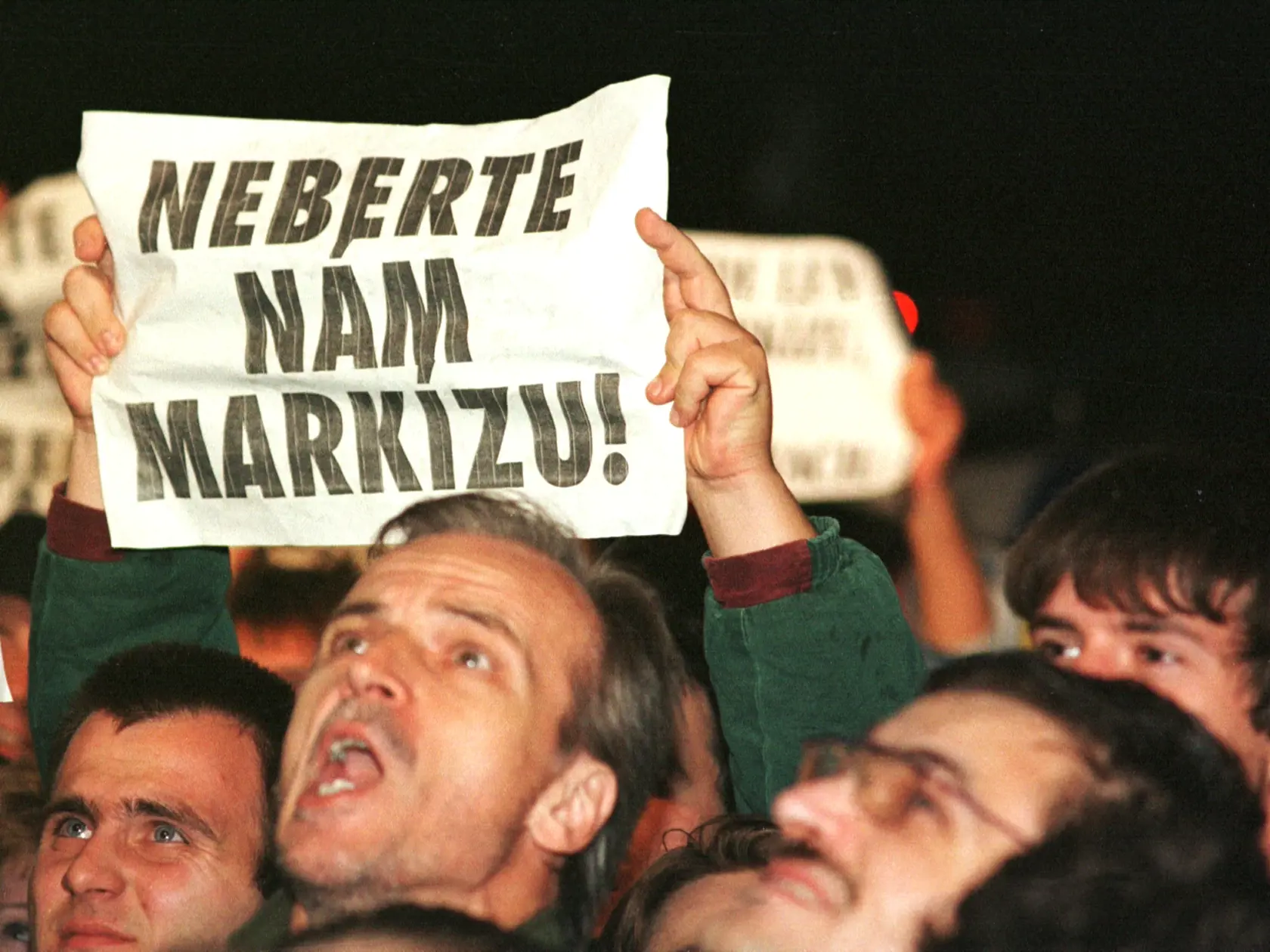 Protest na obranu Markízy v roku 1998.