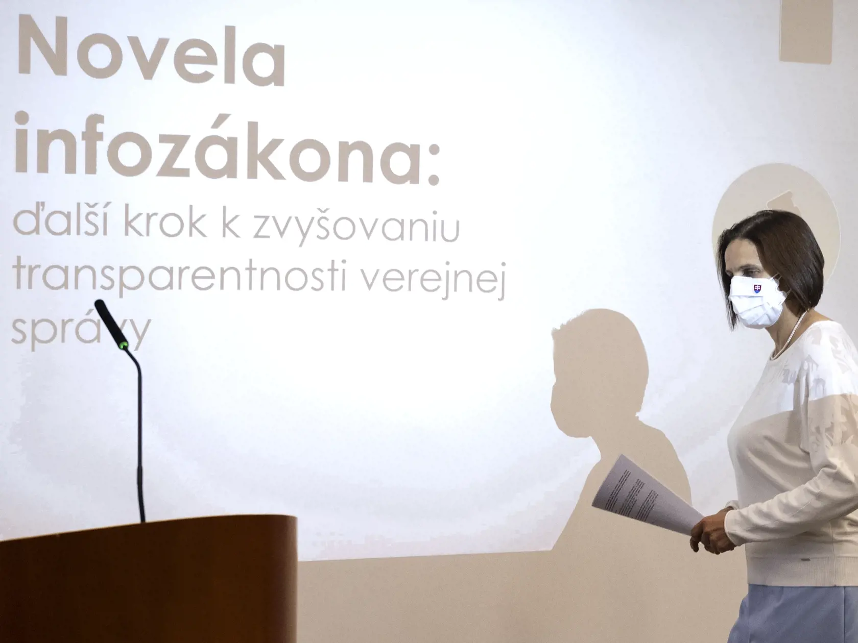 Na snímke ministerka spravodlivosti SR Mária Kolíková počas tlačovej konferencie k Novele zákona o slobodnom prístupe k informáciám 29. novembra 2021 v Bratislave.
