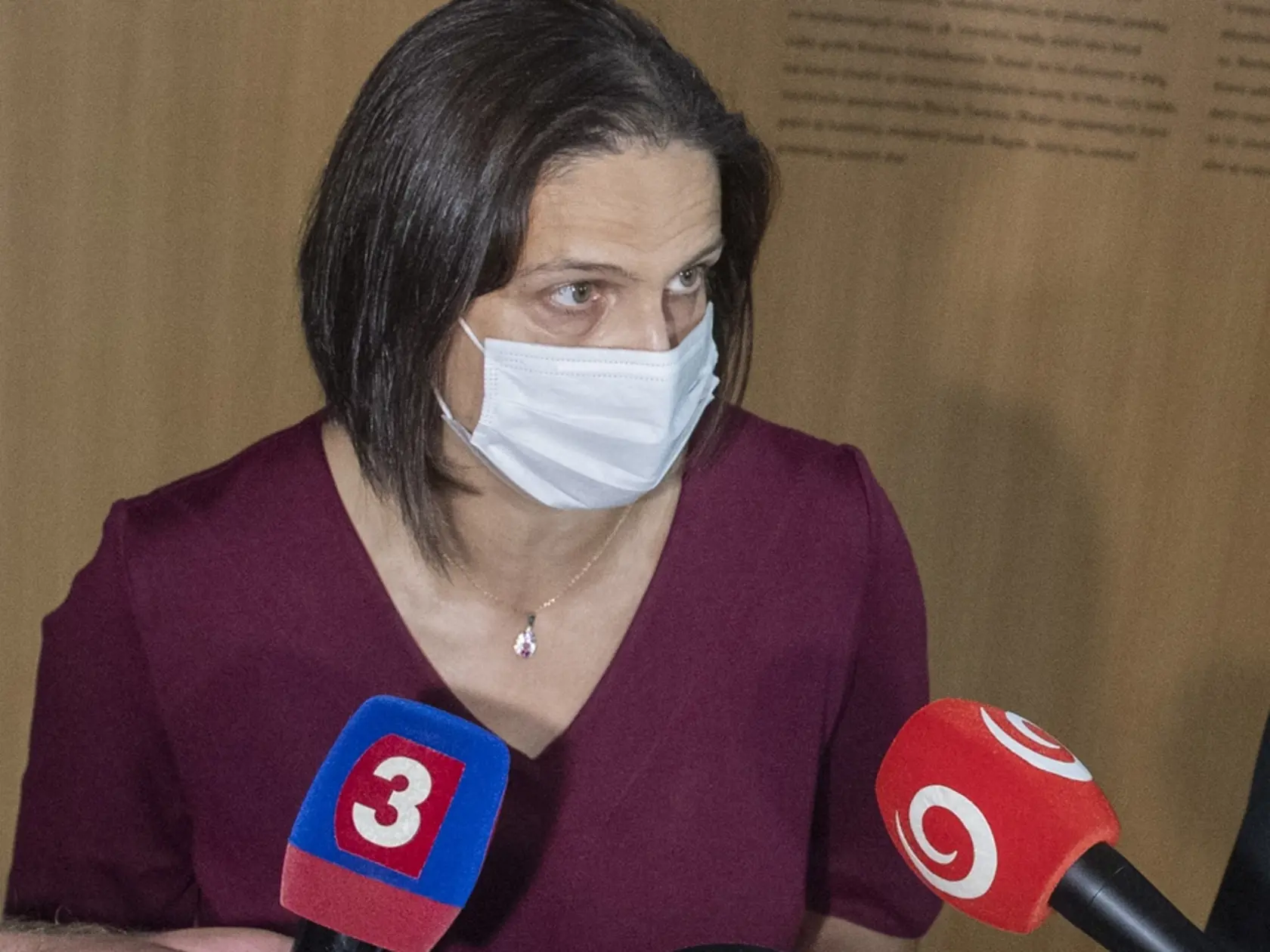 Prezidentka SR Zuzana Čaputová vo štvrtok vymenovala troch sudcov Najvyššieho správneho súdu (NSS) SR. Na snímke vľavo ministerka spravodlivosti SR Mária kolíková (Za ľudí) a vpravo predseda Správneho súdu SR Pavol Naď počas brífingu v Prezidentskom paláci 26. augusta 2021 v Bratislave.