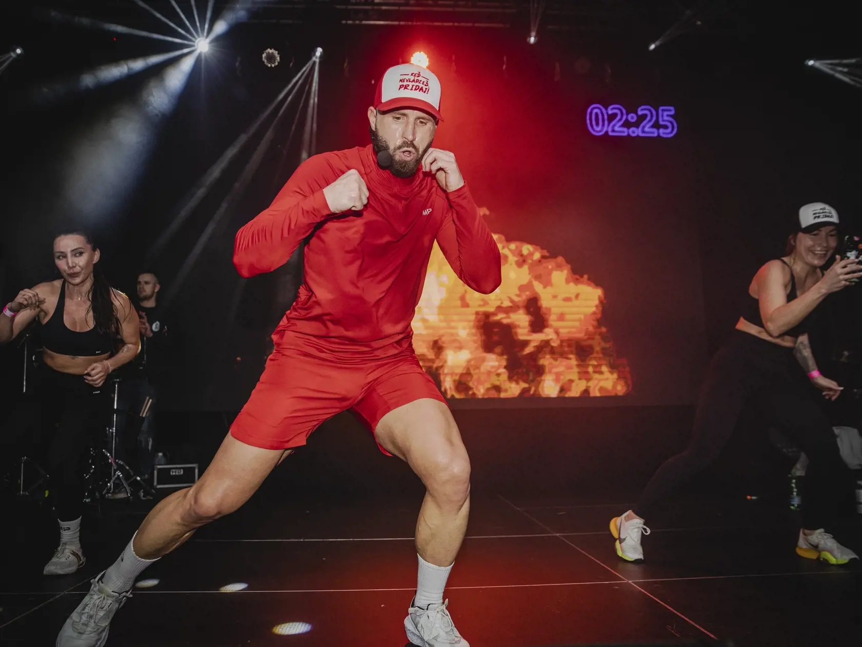 Na snímke Jany Landl počas benefičného live workoutu a krstu knihy vegánskych receptov „Keď nevládzeš, tak sa najedz“