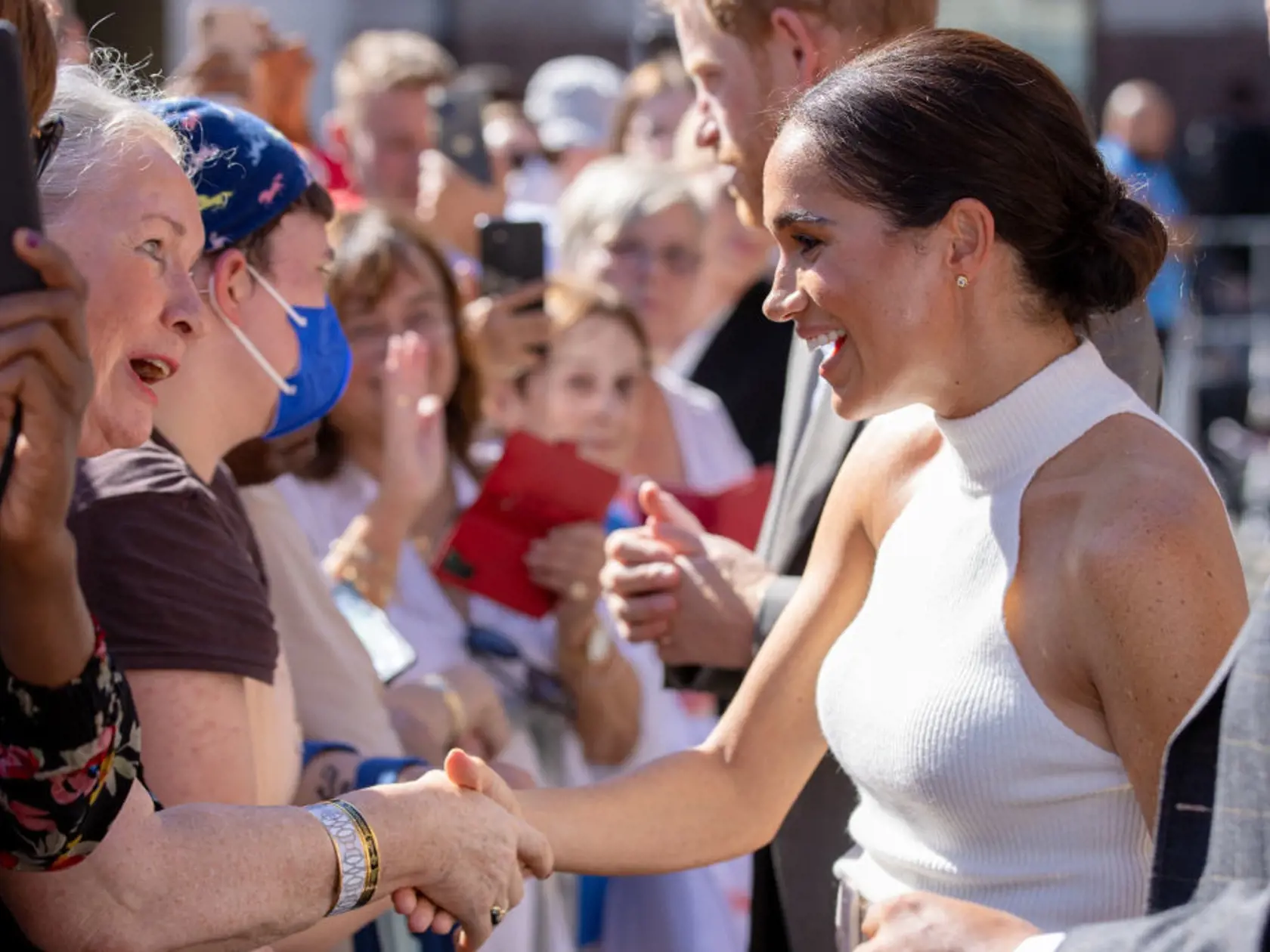 Princ Harry a Meghan Markle s fanúšikmi.
