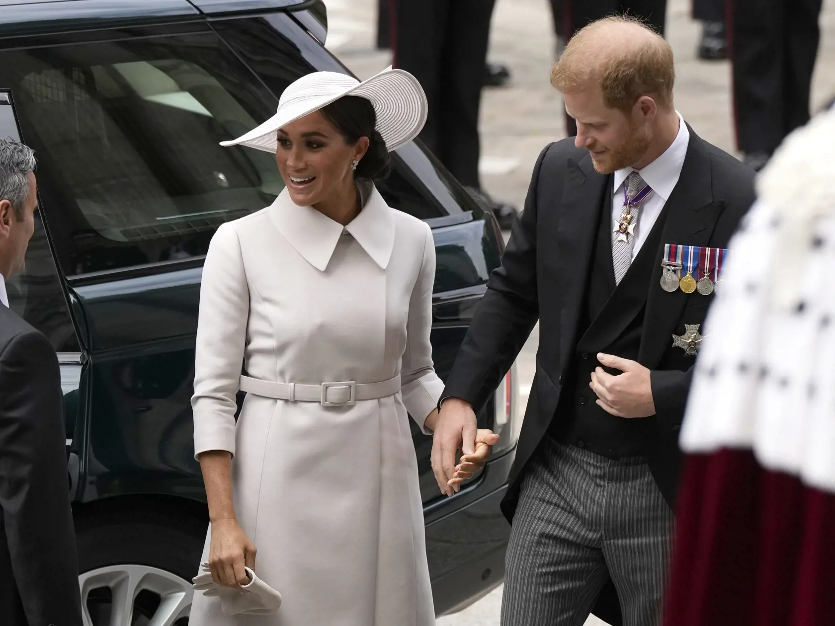 HARRY a MEGHAN boli pozvaní na jubilejné podujatia vrátane ďakovnej bohoslužby v Katedrále svätého Pavla.