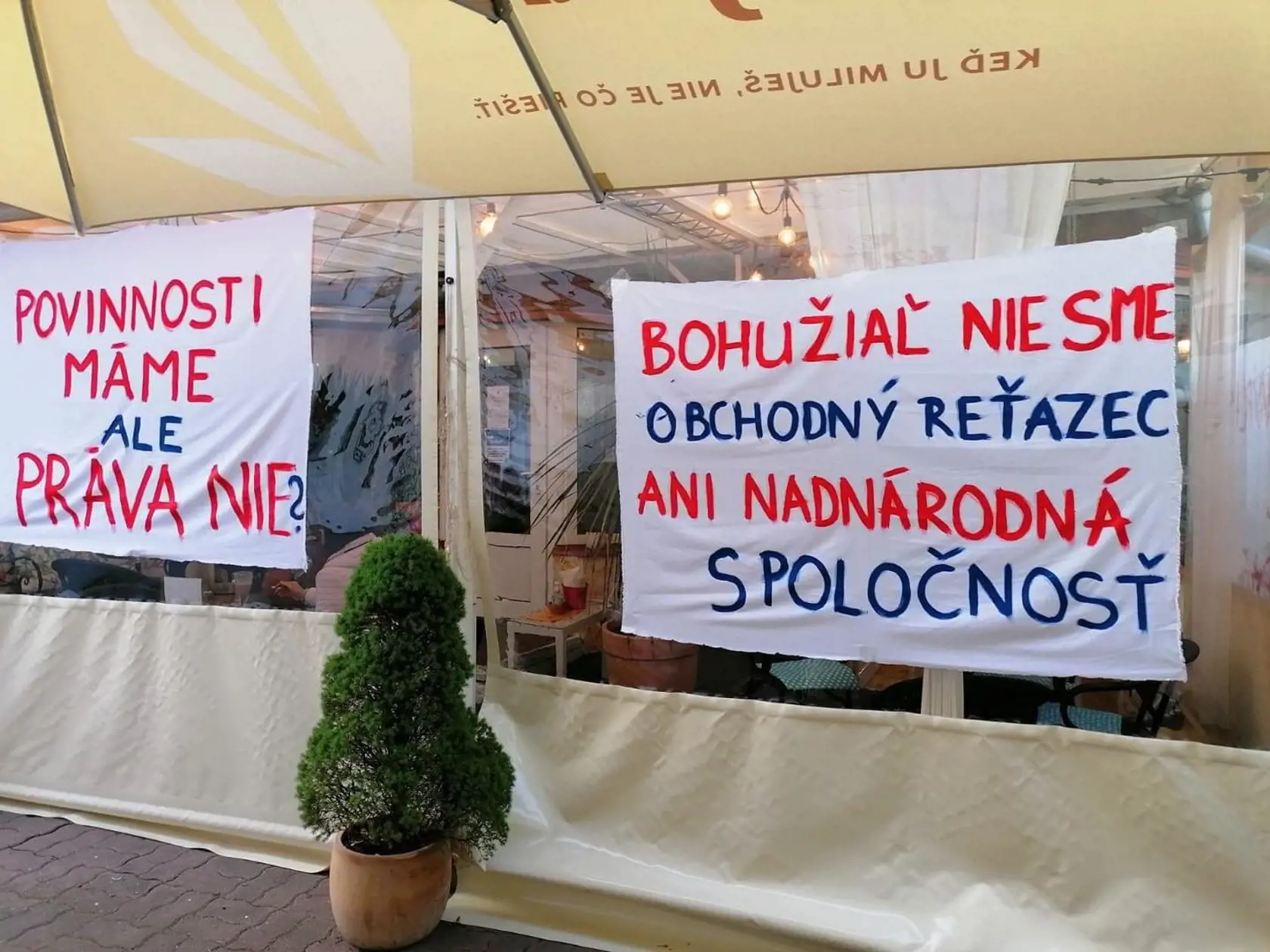 Podnikatelia sú nahnevaní.