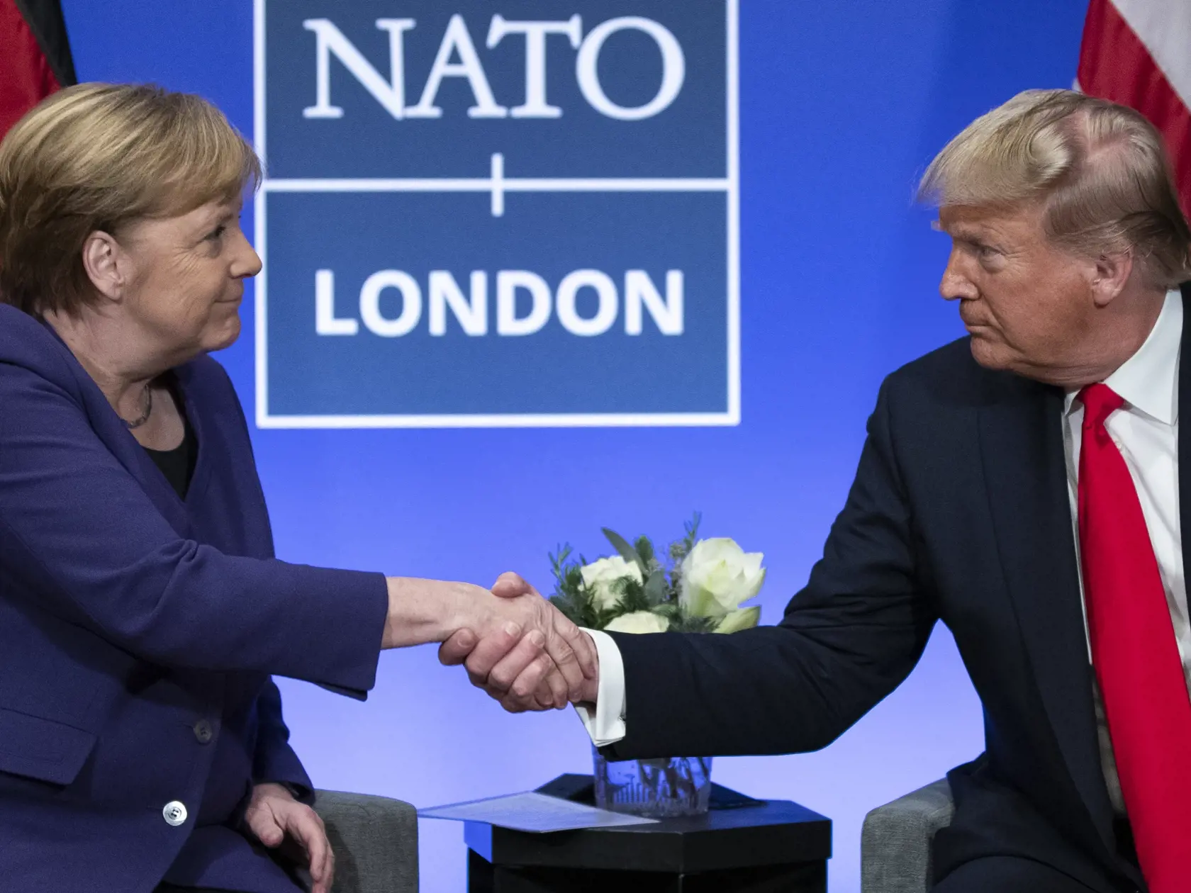 Summit členských krajín NATO: Angela Merkelová a Donald Trump
