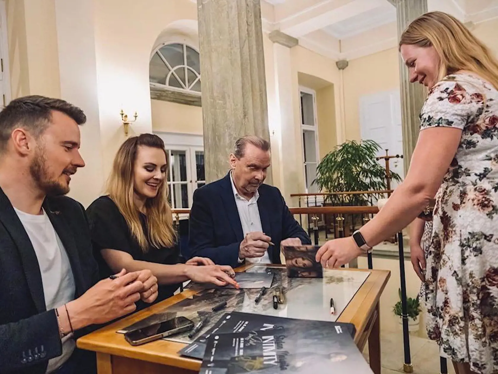 Po koncerte nechýba ani autogramiáda.