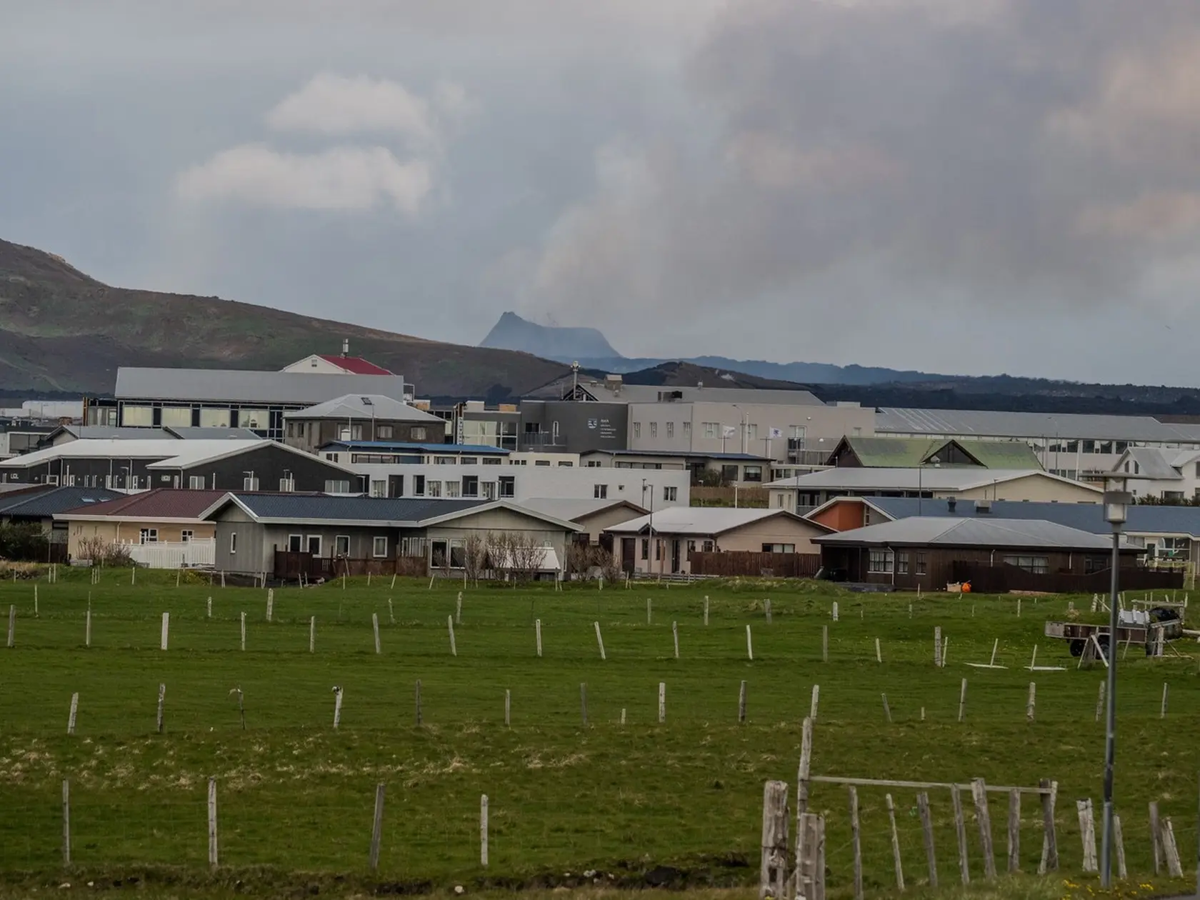 Grindavík - mestečko čaká evakuácia aj s hotelom Blue Lagoon. 