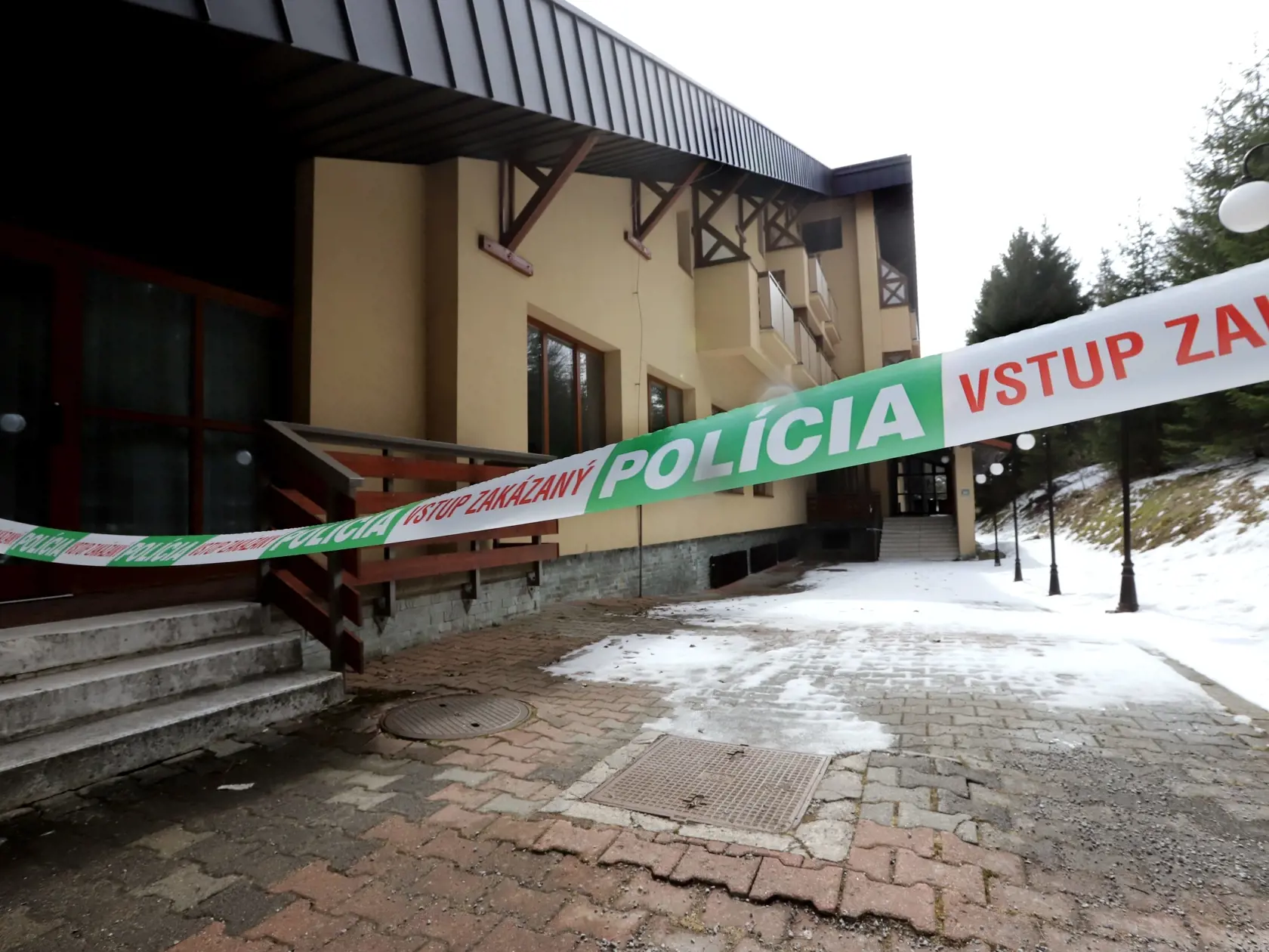 Na snímke jedno z karanténnych centier pre koronavírus sa nachádza na Donovaloch. Stredisko Smrekovec je centrum účelových zariadení patriace pod Ministerstvo vnútra SR. Na Donovaloch 31. marca 2020.