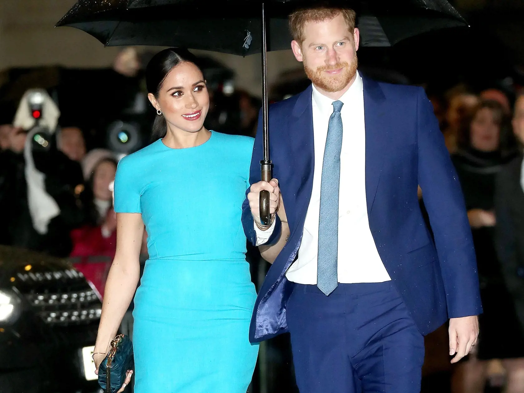 Princ Harry a jeho manželka Meghan sa stále usilujú pomáhať ľuďom.