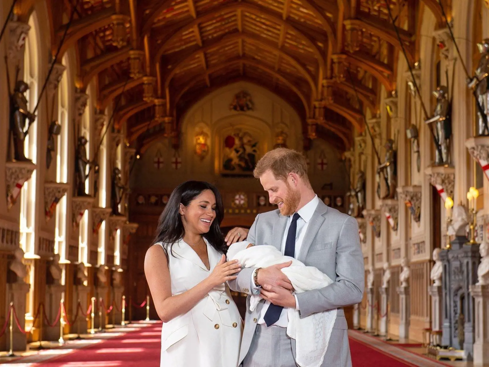 Meghan a princ Harry sa chceli najprv tešiť z bábätka v súkromí.