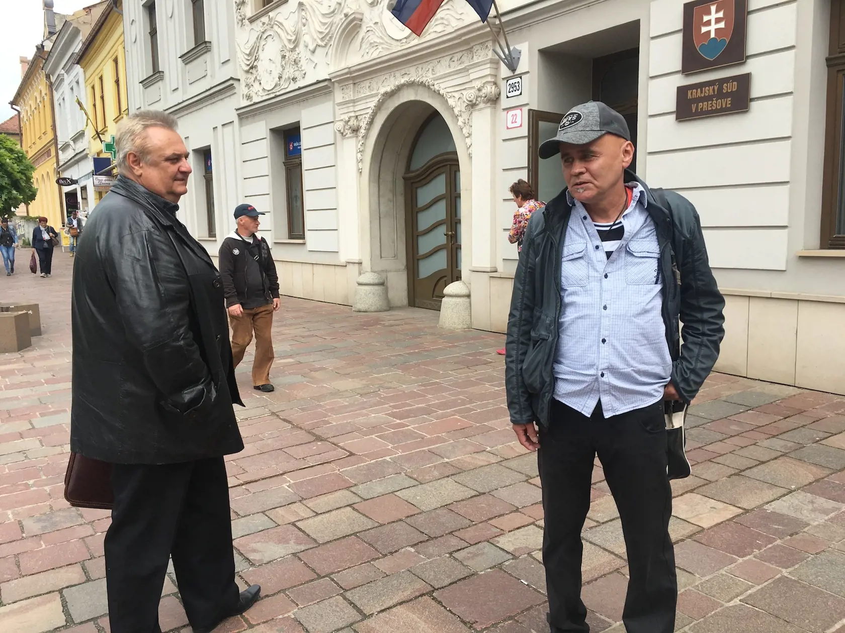 Vdovec Jaroslav s advokátom Pavlom Labáthom. 