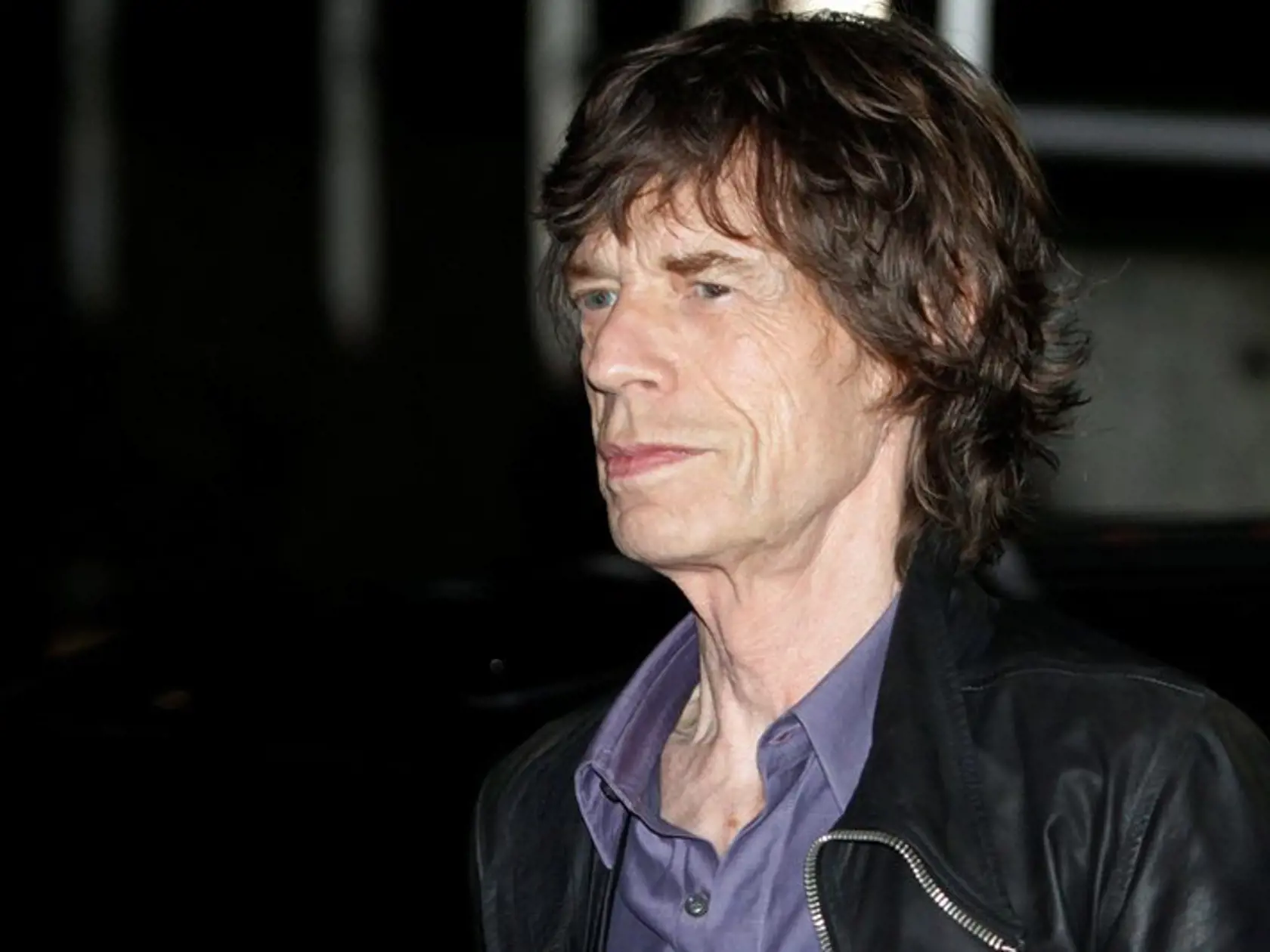 Mick Jagger si vylieval srdce v listoch.
