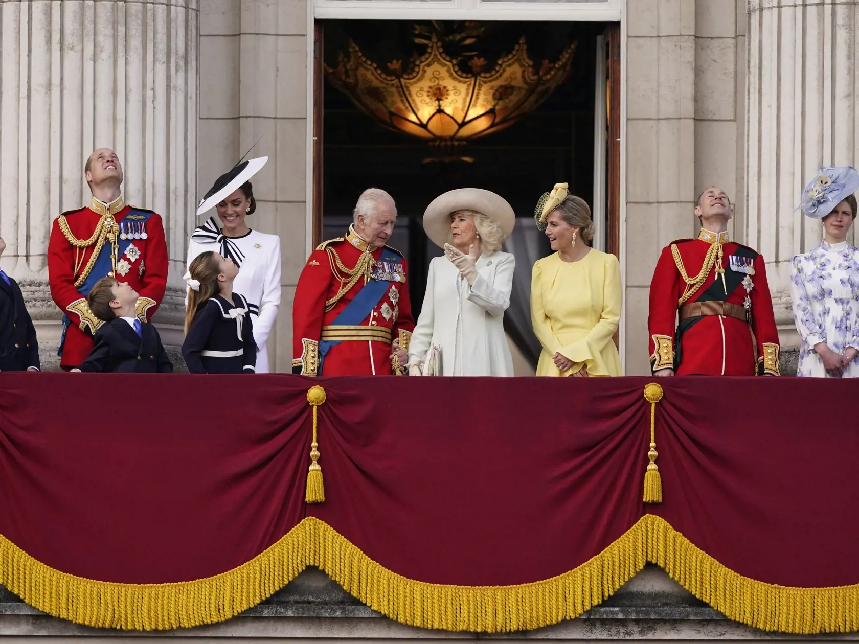 Princezná Kate so svojimi najmilovanejšími na balkóne Buckhinghamského paláca