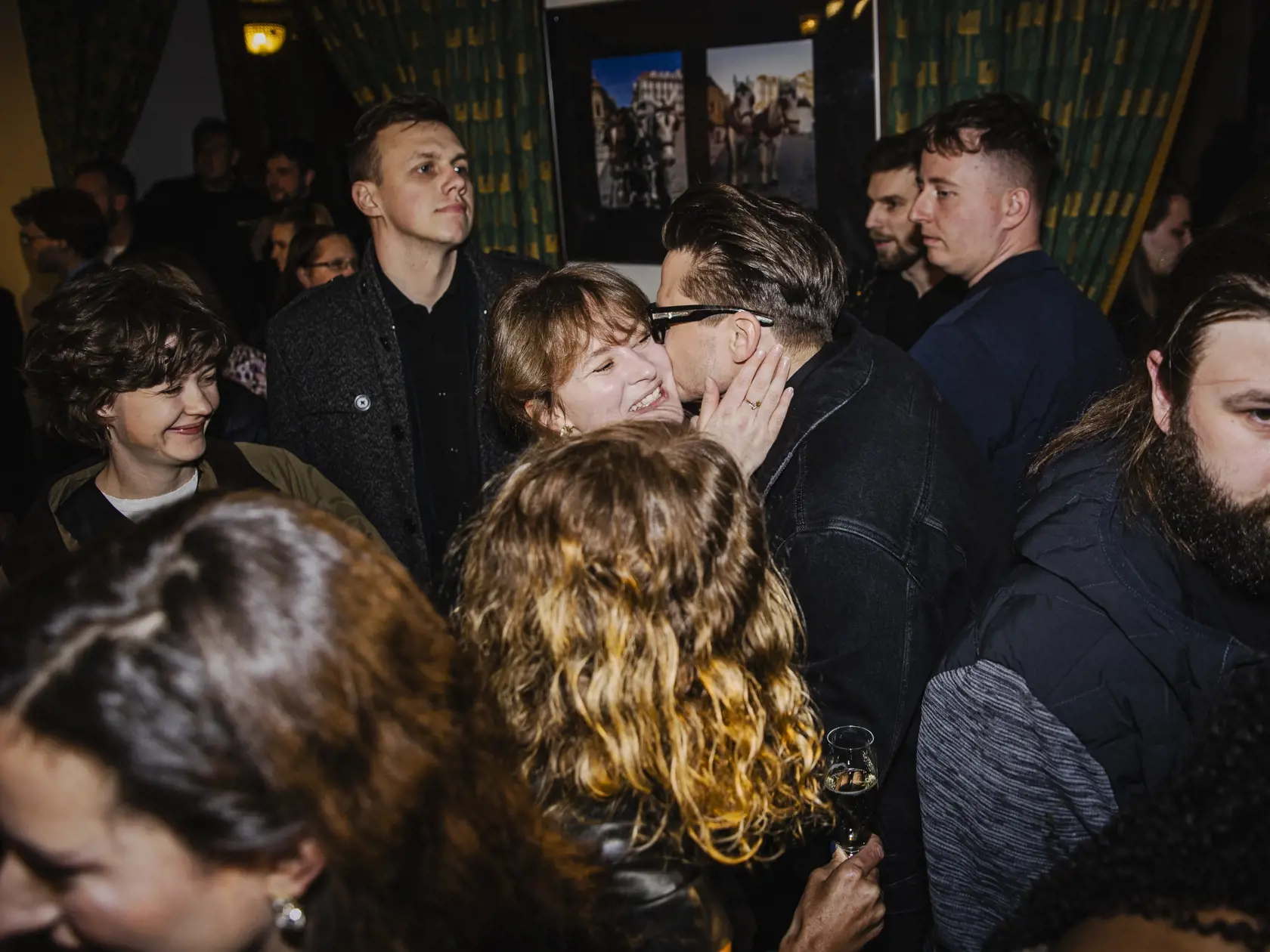 Na snímke Ondřej Brzobohatý počas slávnostnej premiéry minisérie Iveta - skutočný príbeh Ivety Bartošovej pokračuje, ktorá sa konala v pražskom kine Lucerna.