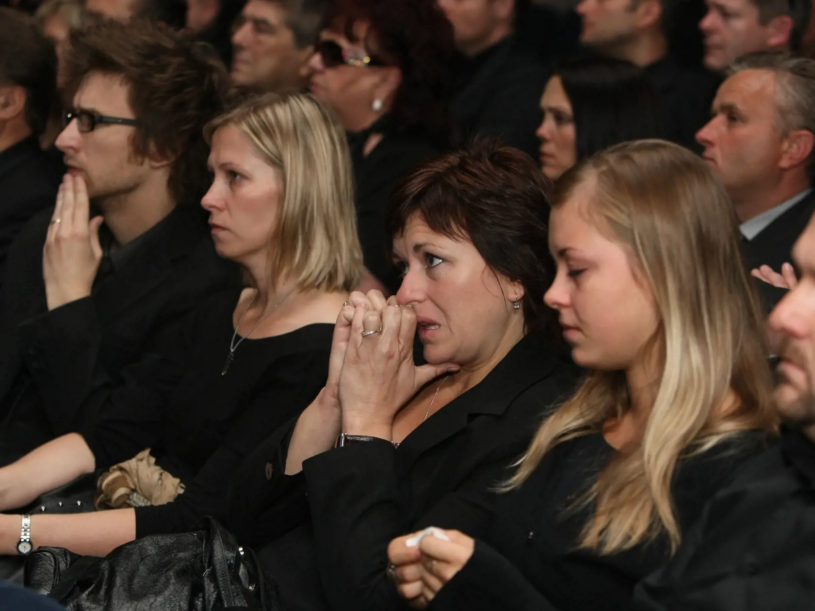 Pohreb Petra Muka v divadle Brodway, Praha.