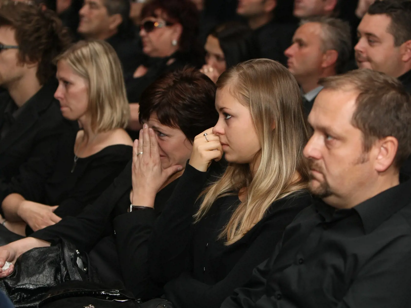 Pohreb Petra Muka v divadle Brodway, Praha.
