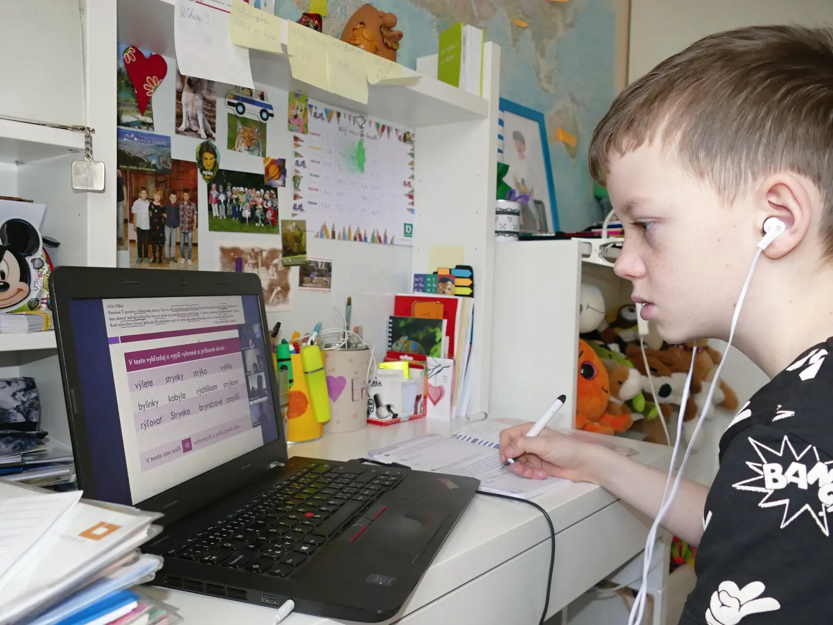 Nie všetky deti majú v súčasnosti prístup konline vyučovaniu.