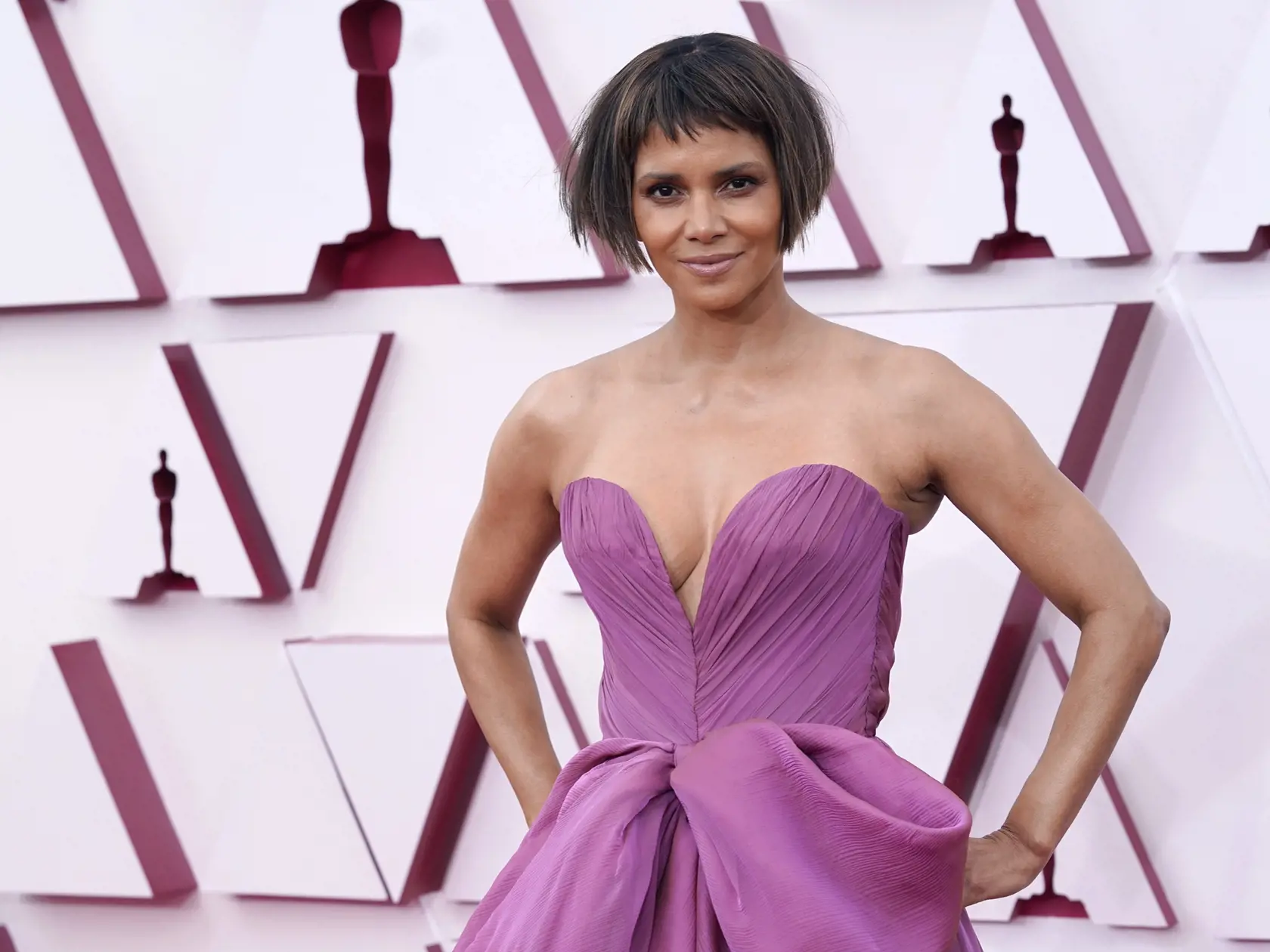 Herečka Halle Berry na 93. ročníku Oscarov.