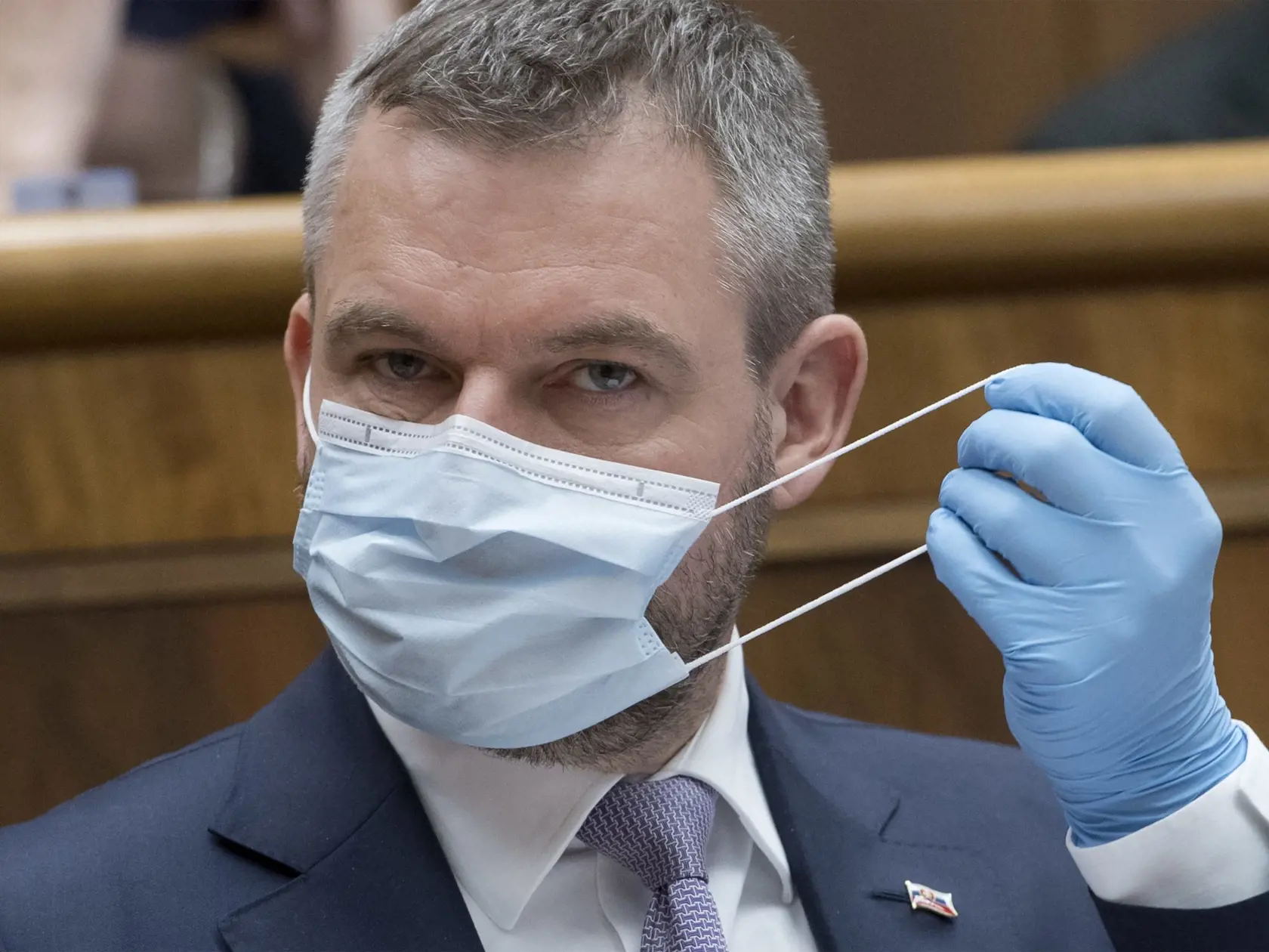 Na snímke podpredseda Národnej rady (NR) Slovenskej republiky Peter Pellegrini (Smer-SD)  počas rokovania 4. schôdze parlamentu v Bratislave 1. apríla 2020. FOTO TASR - Martin Baumann