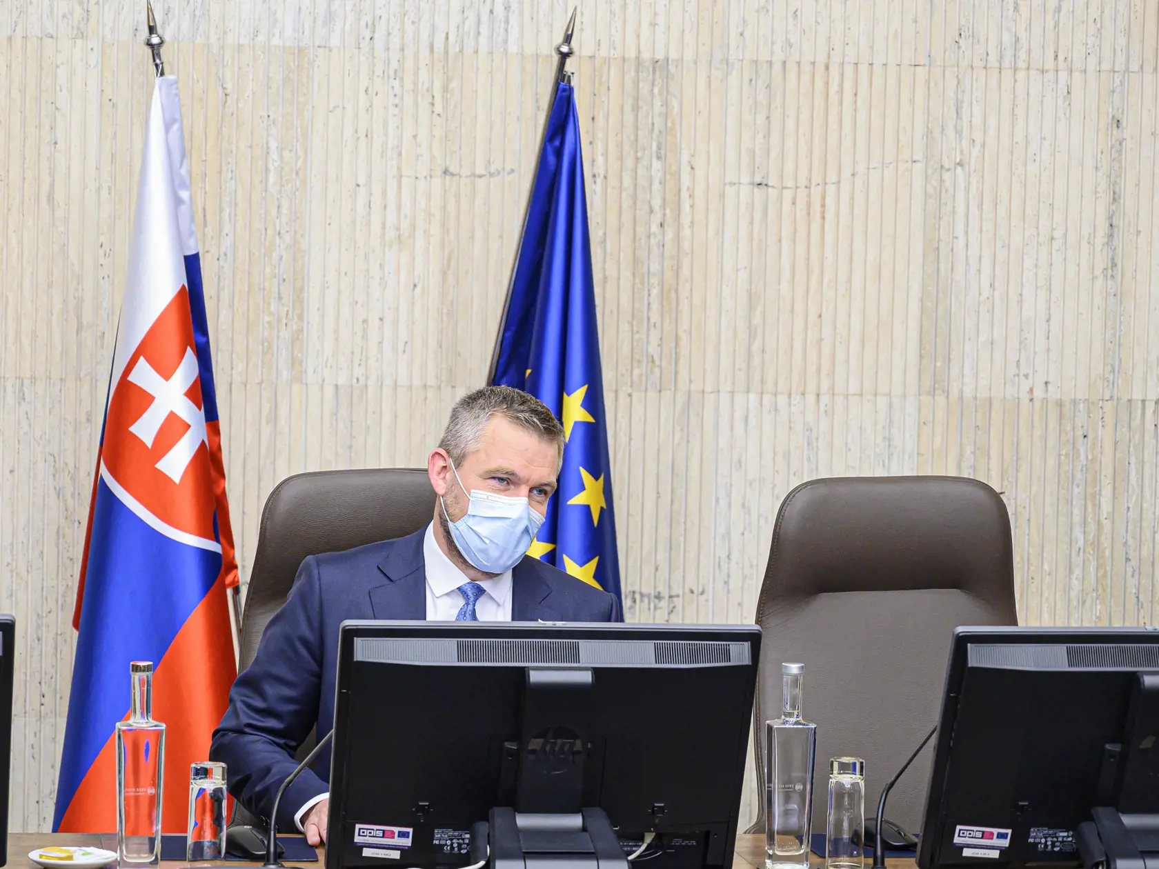 Na snímke predseda vlády SR Peter Pellegrini počas 203. rokovania vlády SR v Bratislave 19. marca 2020. FOTO TASR - Michal Svítok