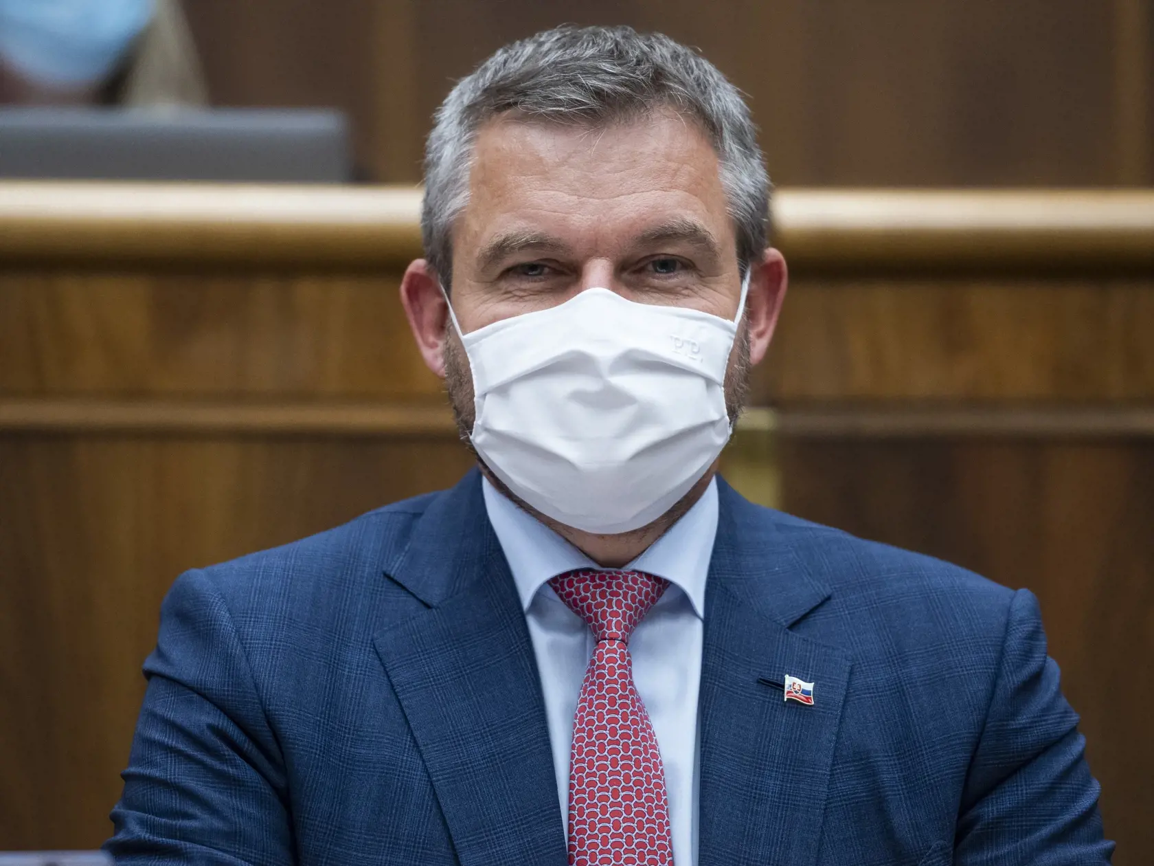 Na snímke podpredseda Národnej rady (NR) SR Peter Pellegrini (SMER-SD) počas hlasovania na 6. rokovaní NR SR o programovom vyhlásení vlády v Bratislave 22. apríla 2020. FOTO TASR -Jaroslav Novák